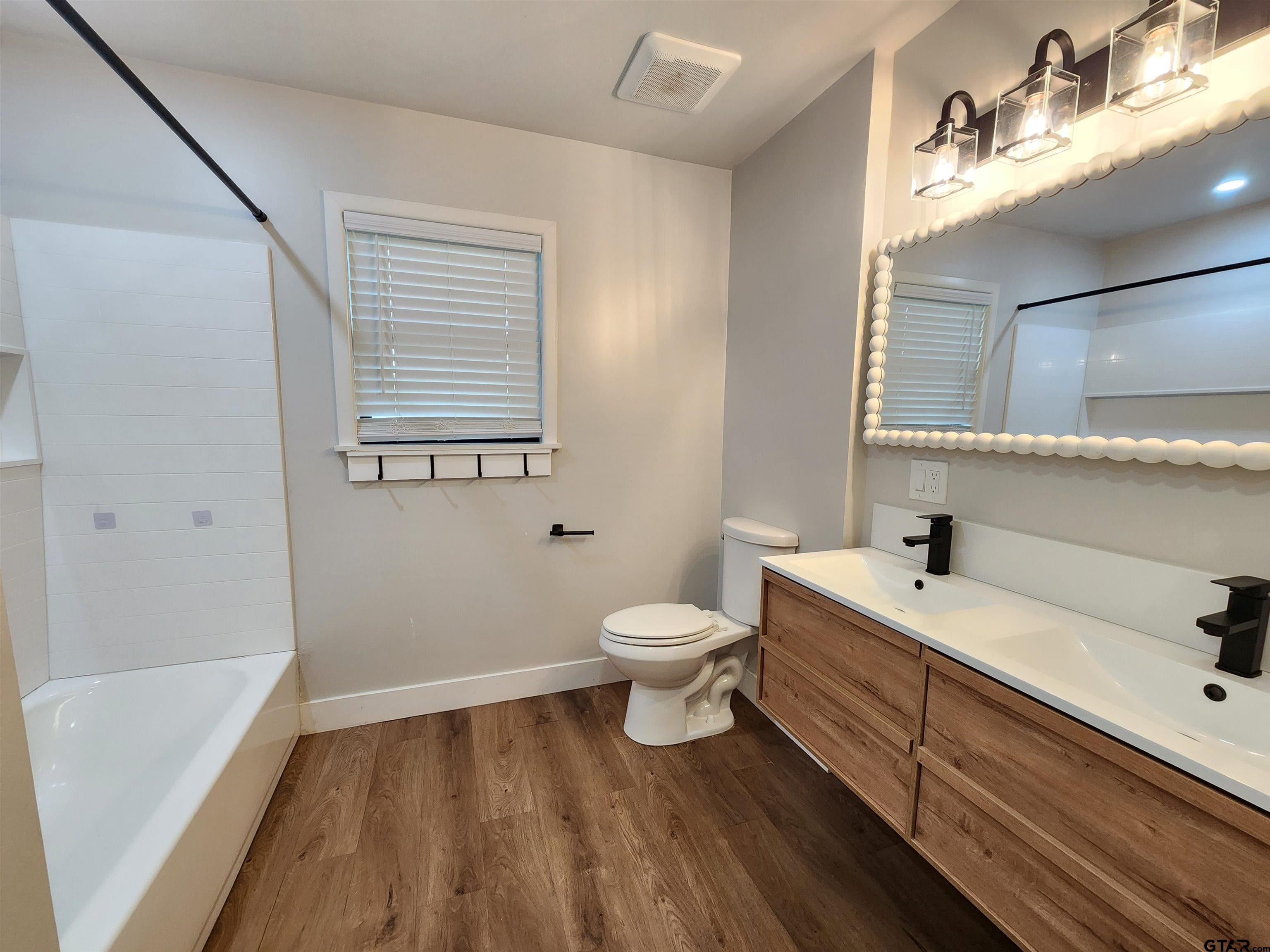 211 BETTS