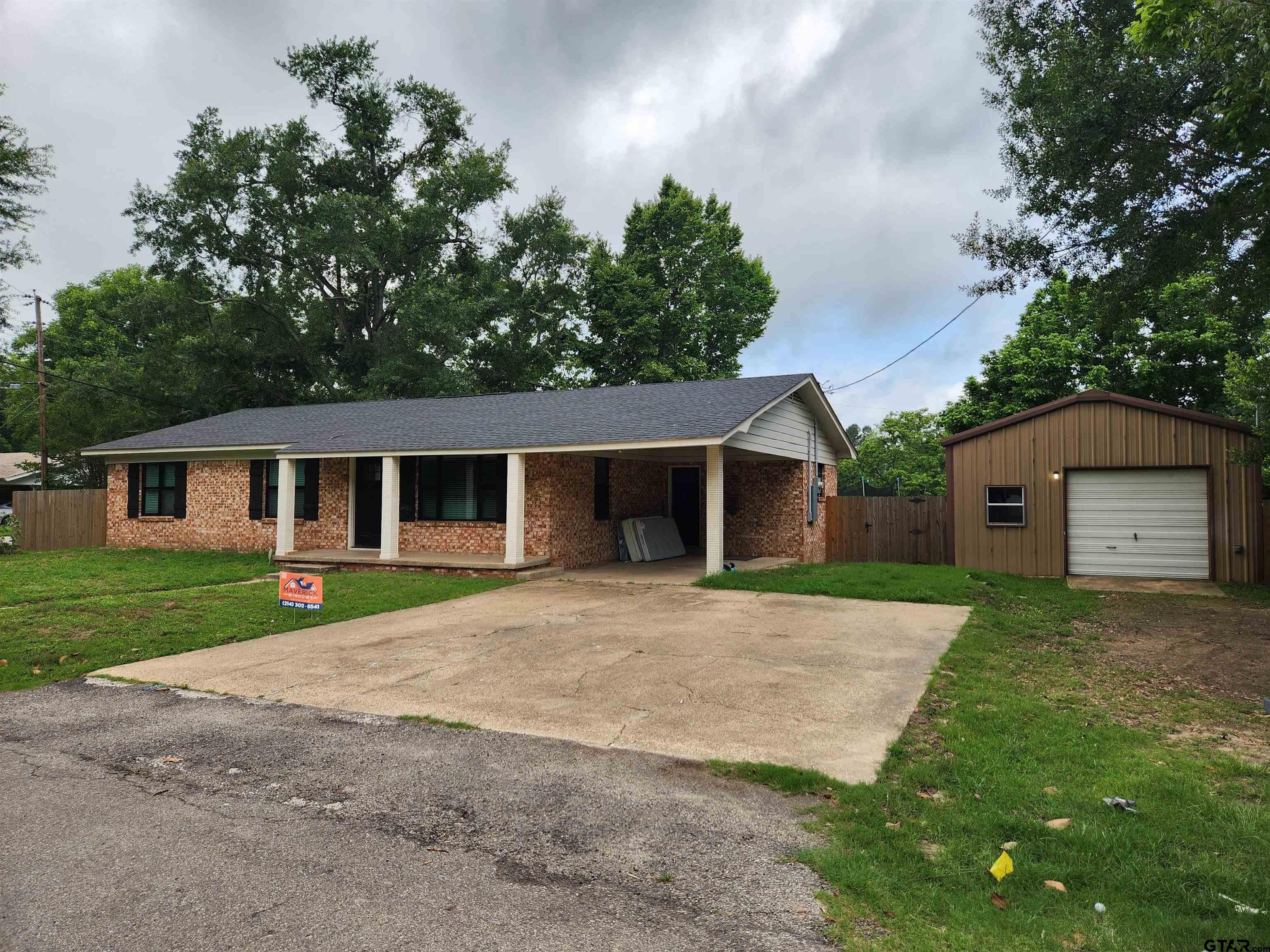 211 BETTS