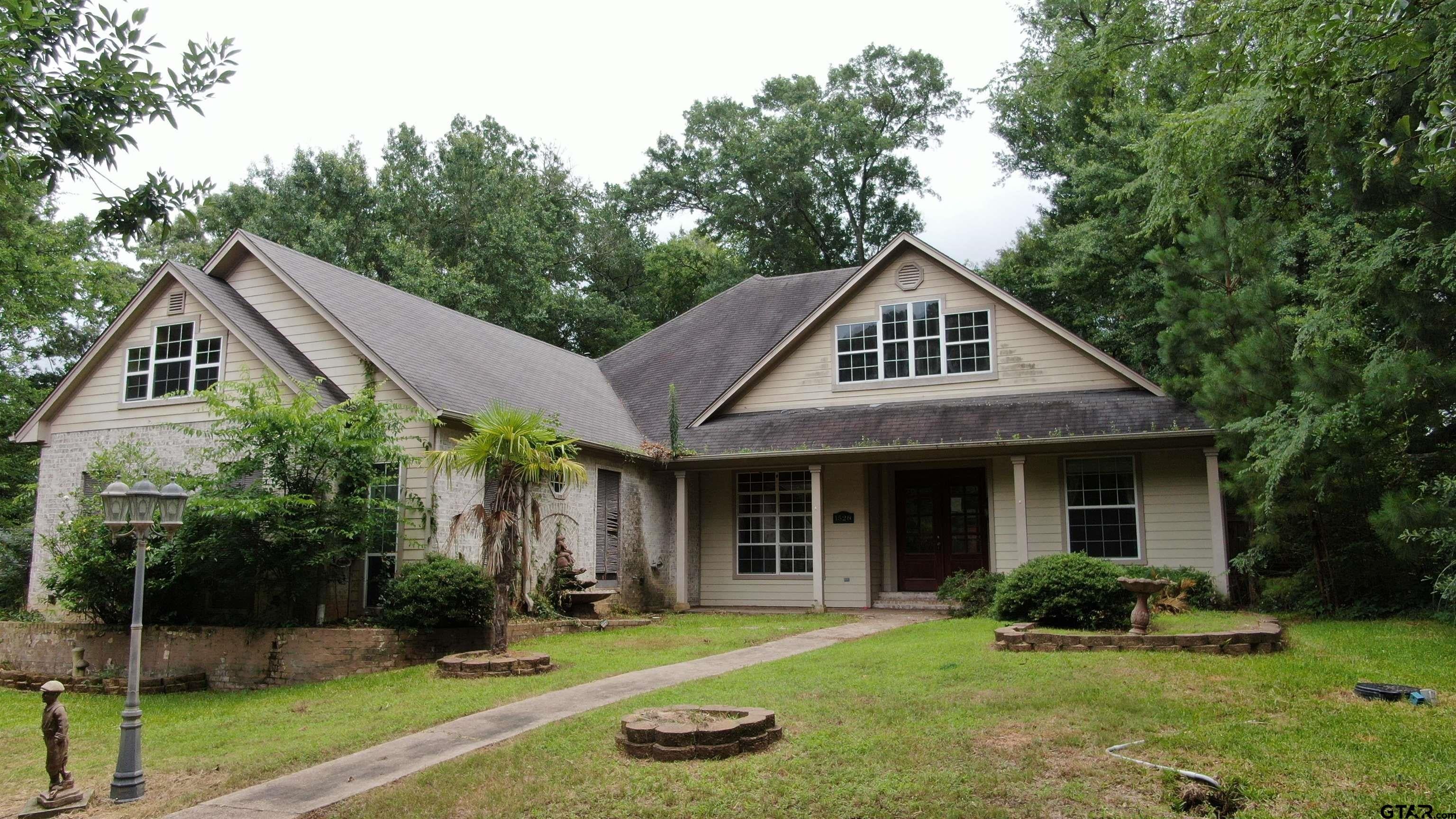1528 W Hideaway Lane