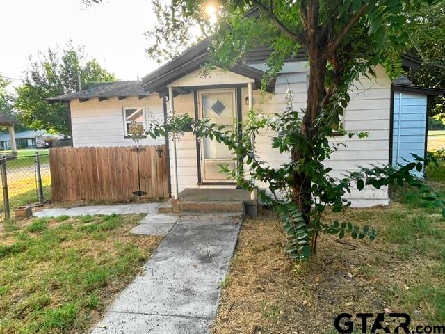 137 Frances St