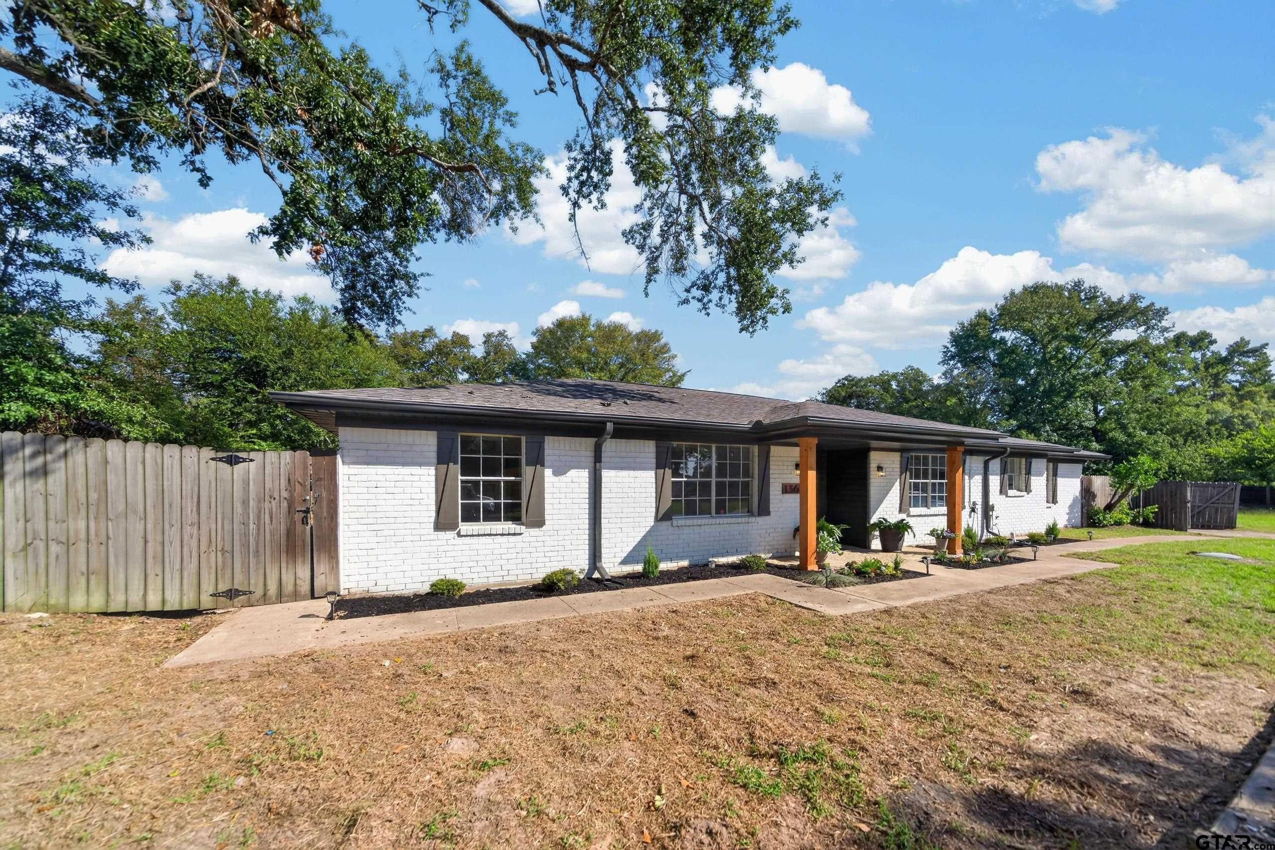 13618 -INDIAN DR