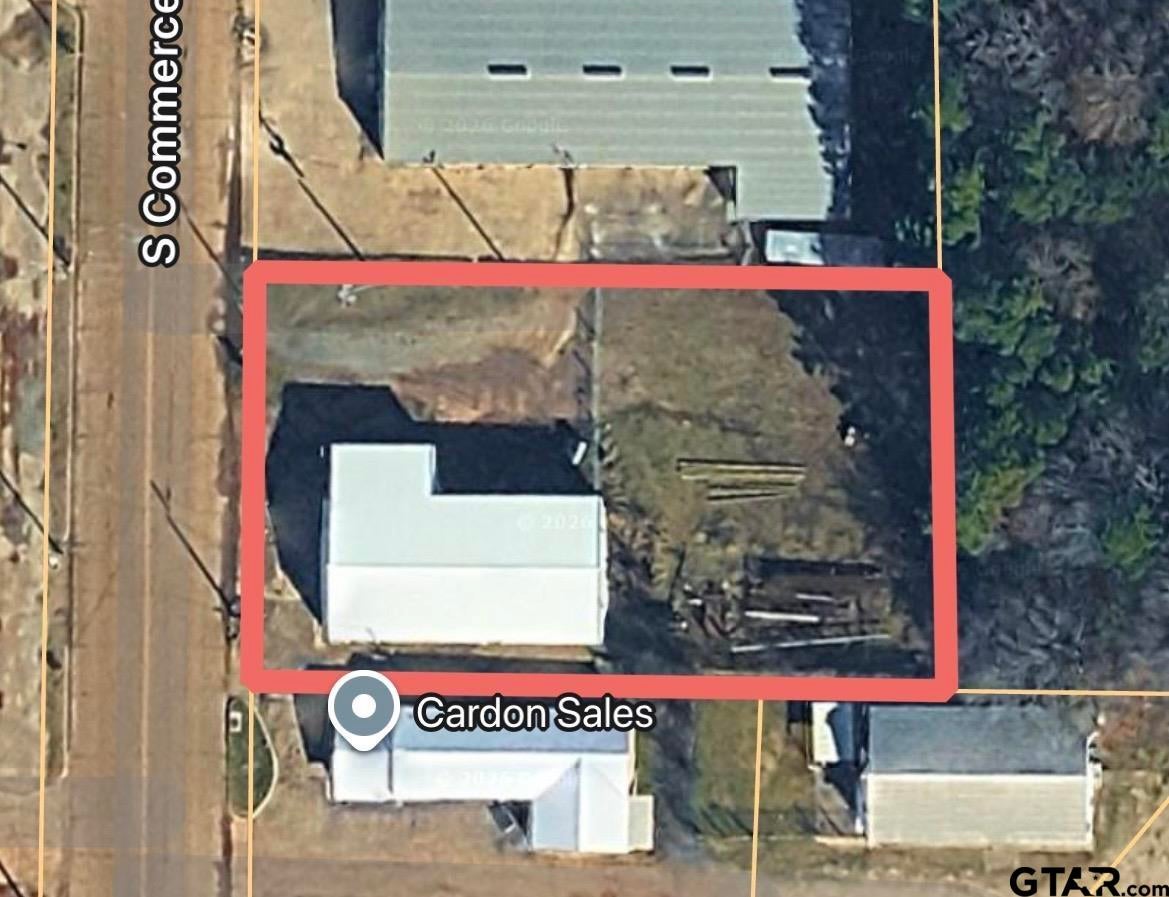 812 S Commerce St.