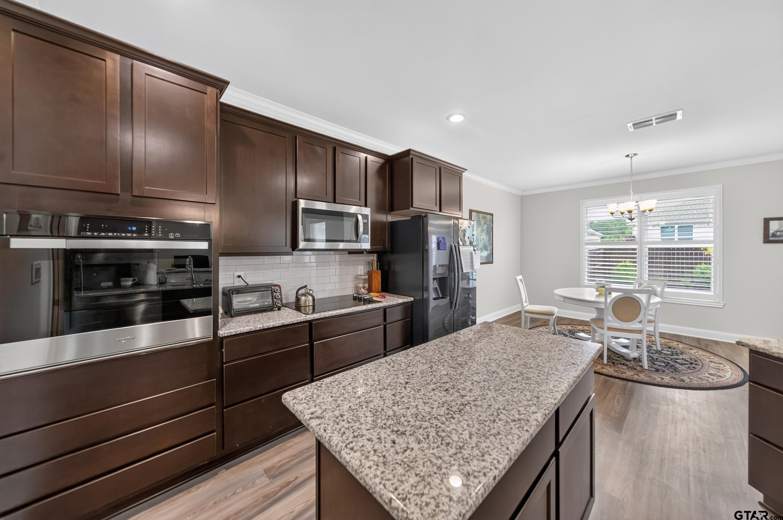 6030 Hamilton Meadows Way