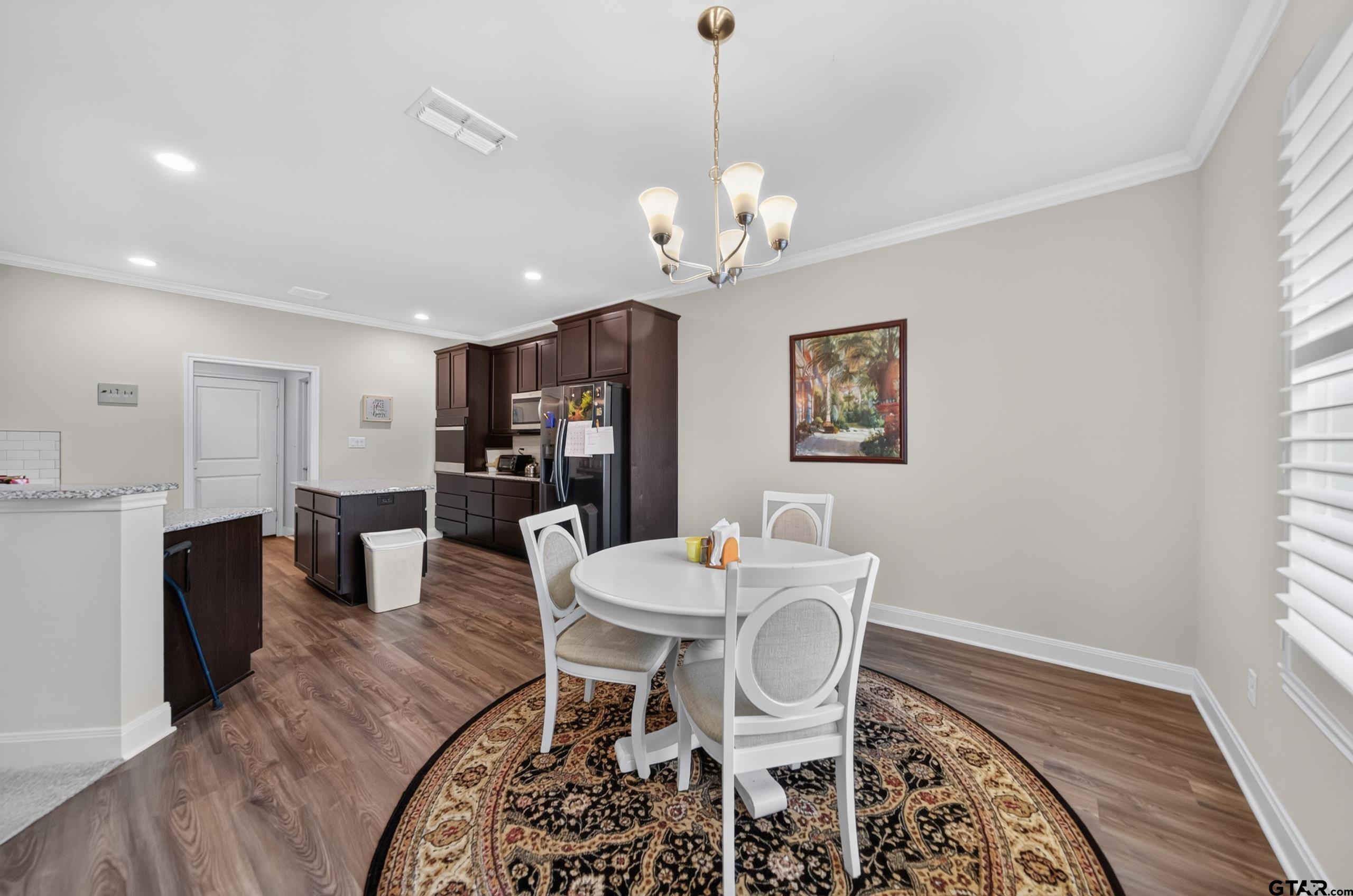6030 Hamilton Meadows Way