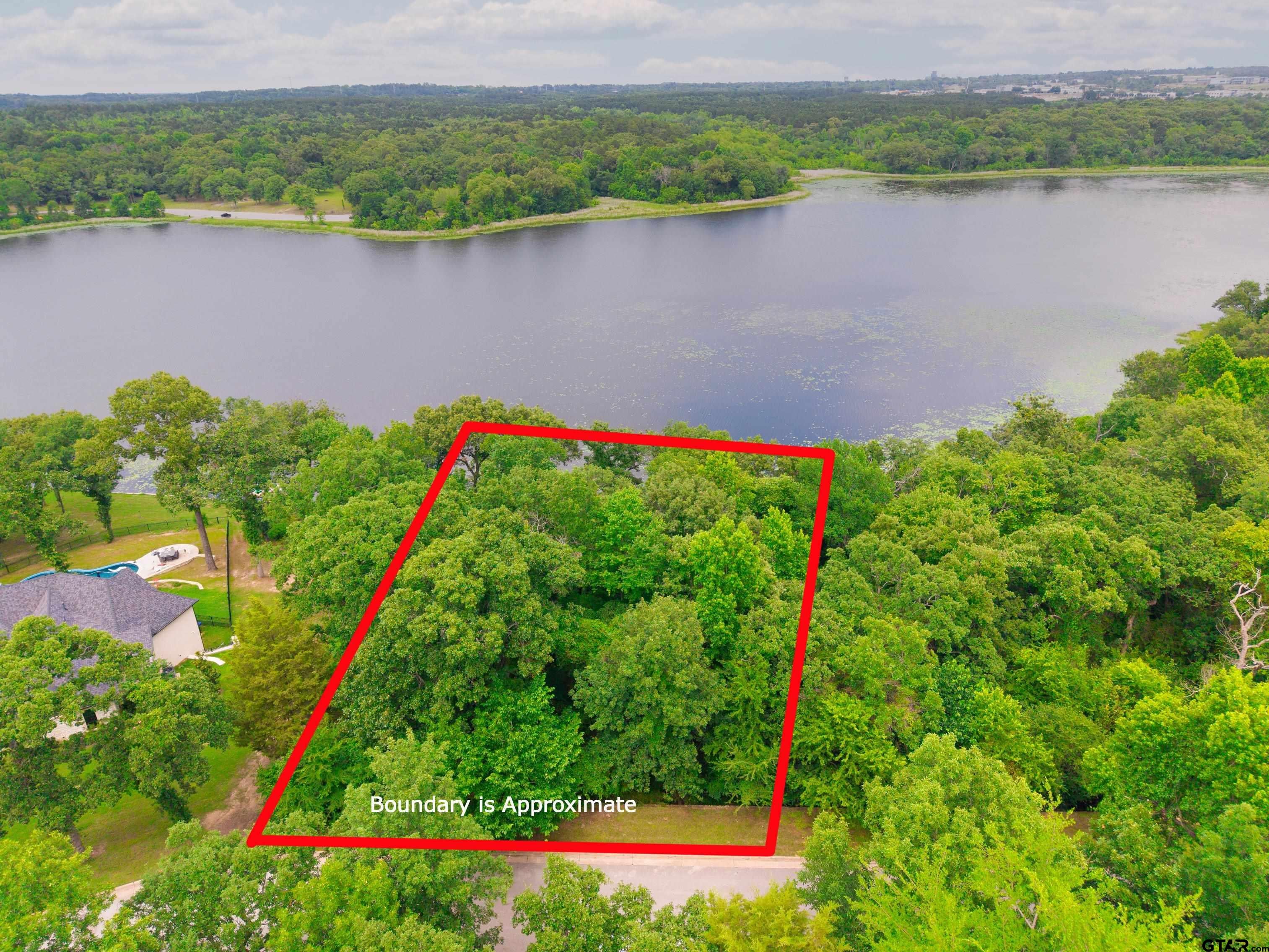4497 Cascades Shoreline Dr