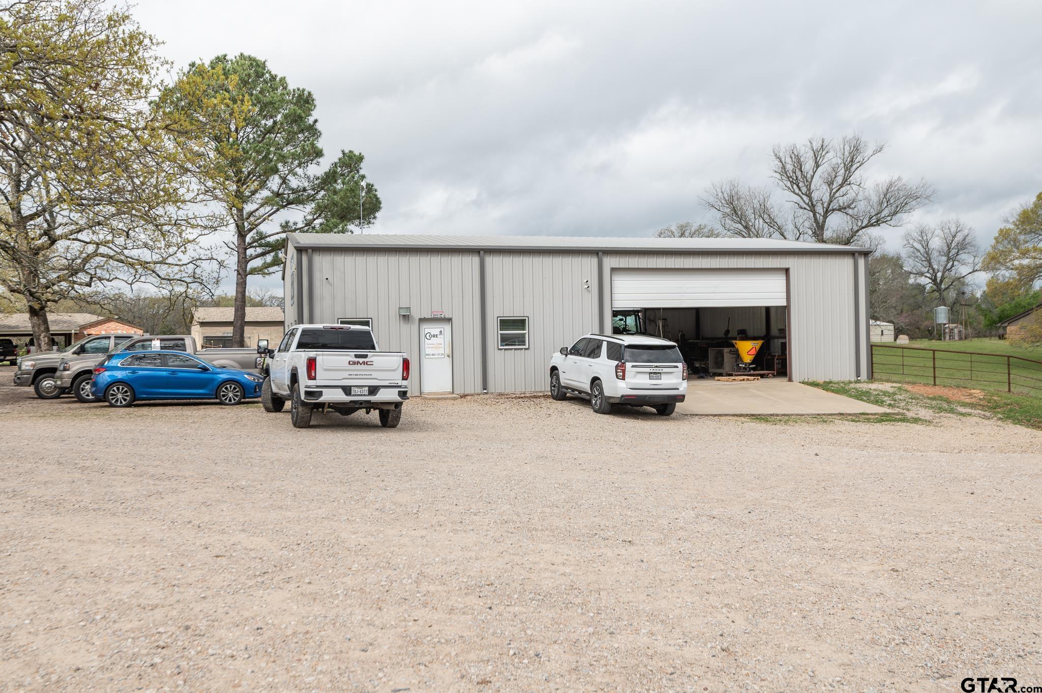 22522 US HWY 69 N