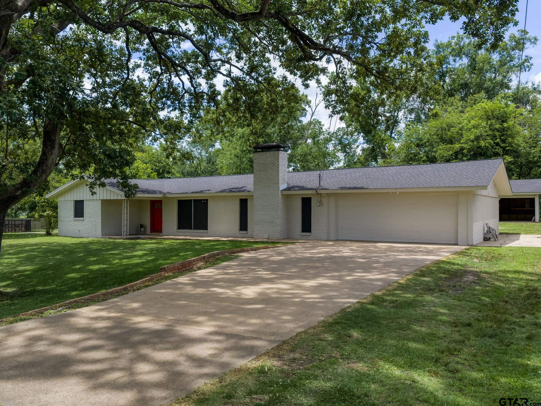 423 Hardee Dr