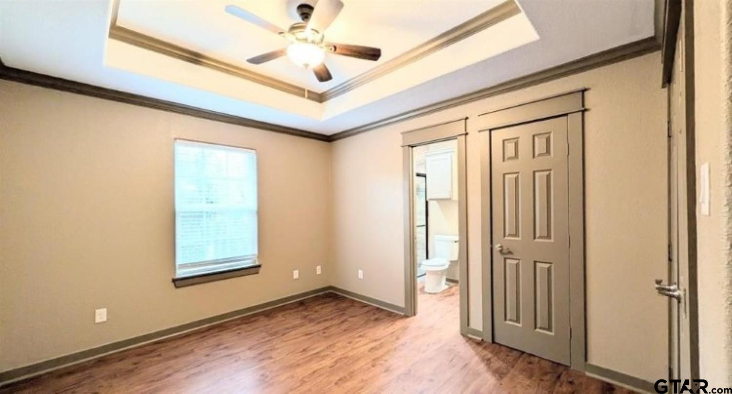 2118 W Jackson