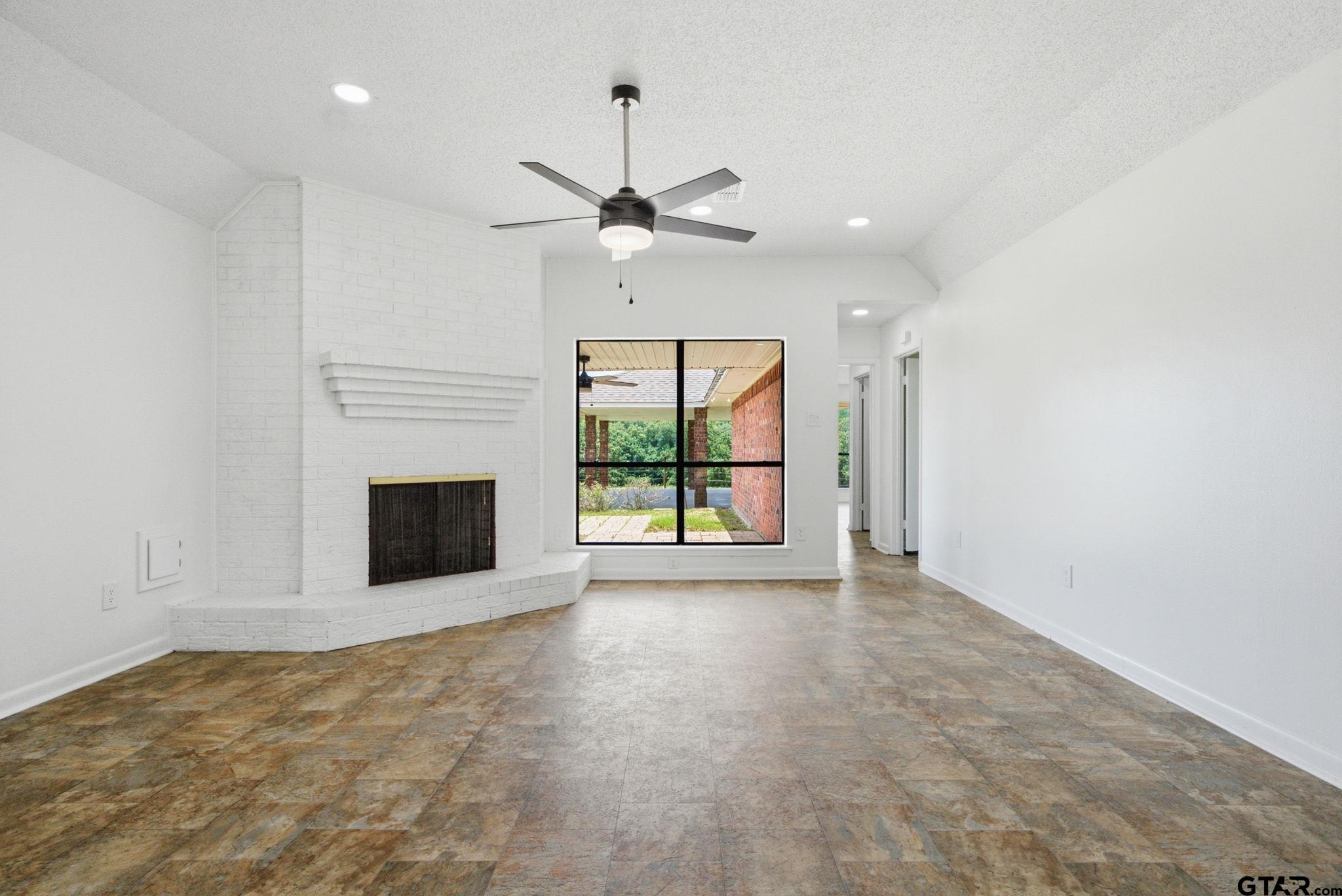 931 Private Road 5140