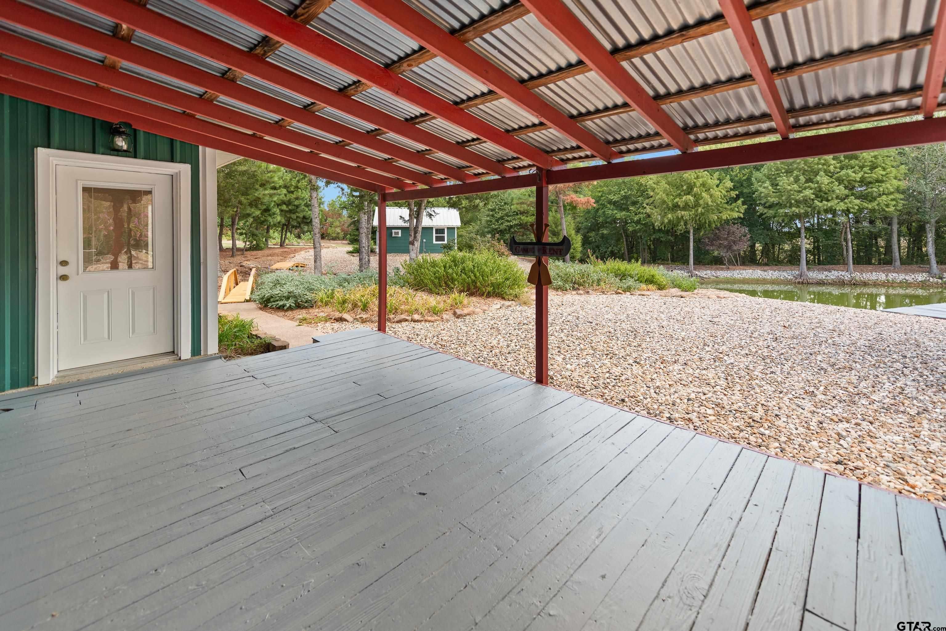 1562 SE County Road 4115