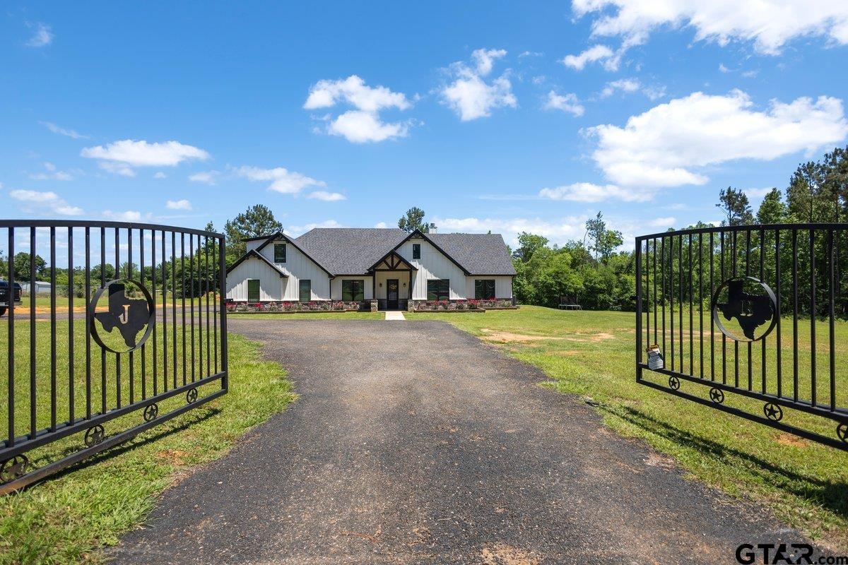 413 County Road 3101