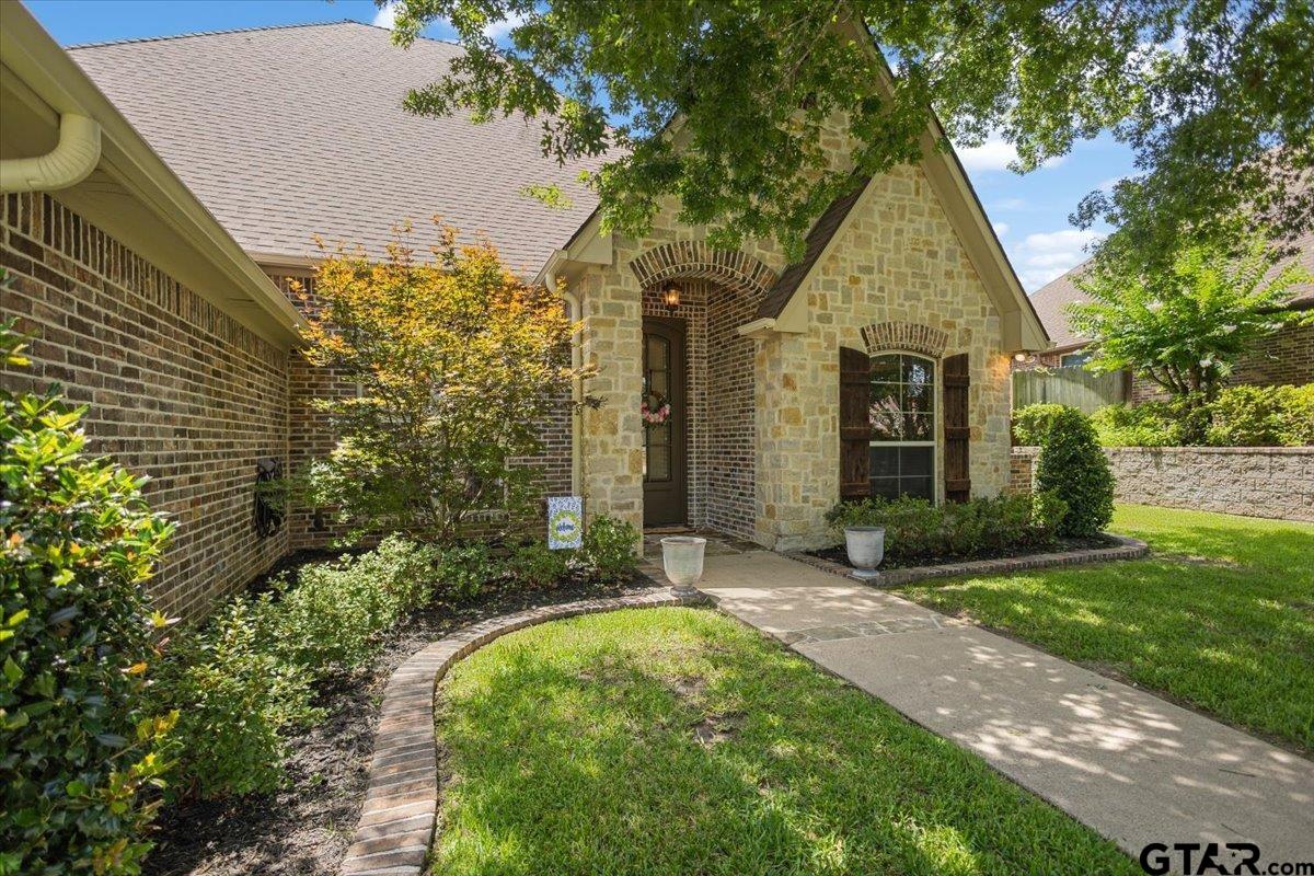 6567 Wheaton