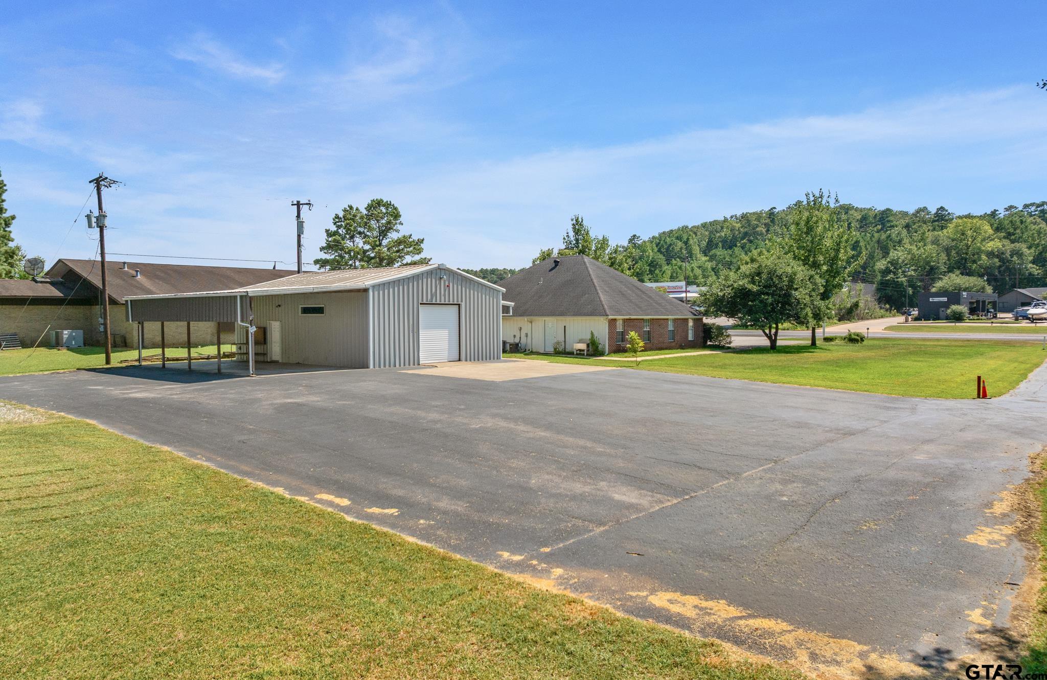 1116-B Hwy 110 N