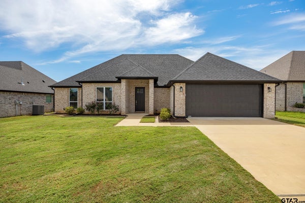 11765 JAYDEN LN, TYLER, TX 75703 - Image 8d2e0cba9f5bd11cd30cd2d40a732243/2378081627