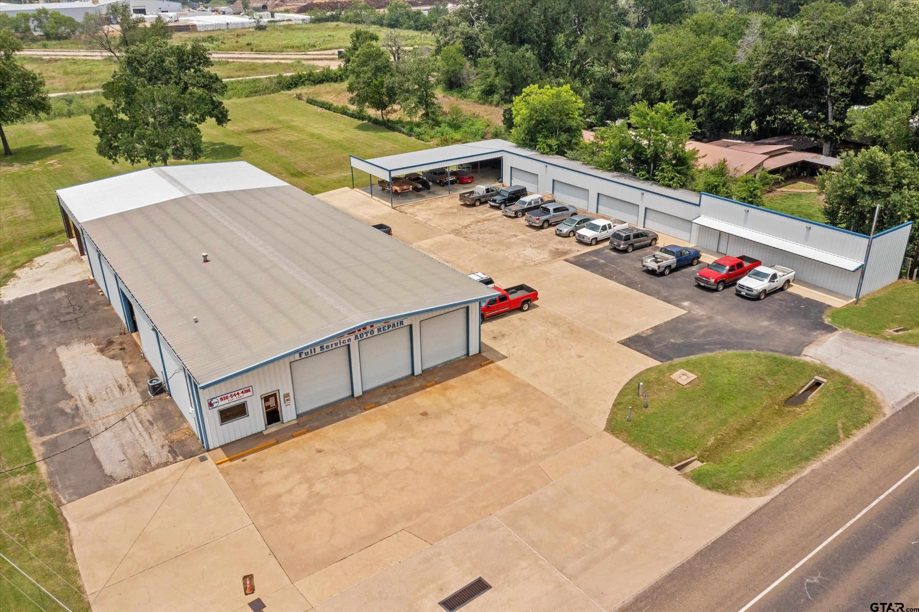 2200 S 4th Street