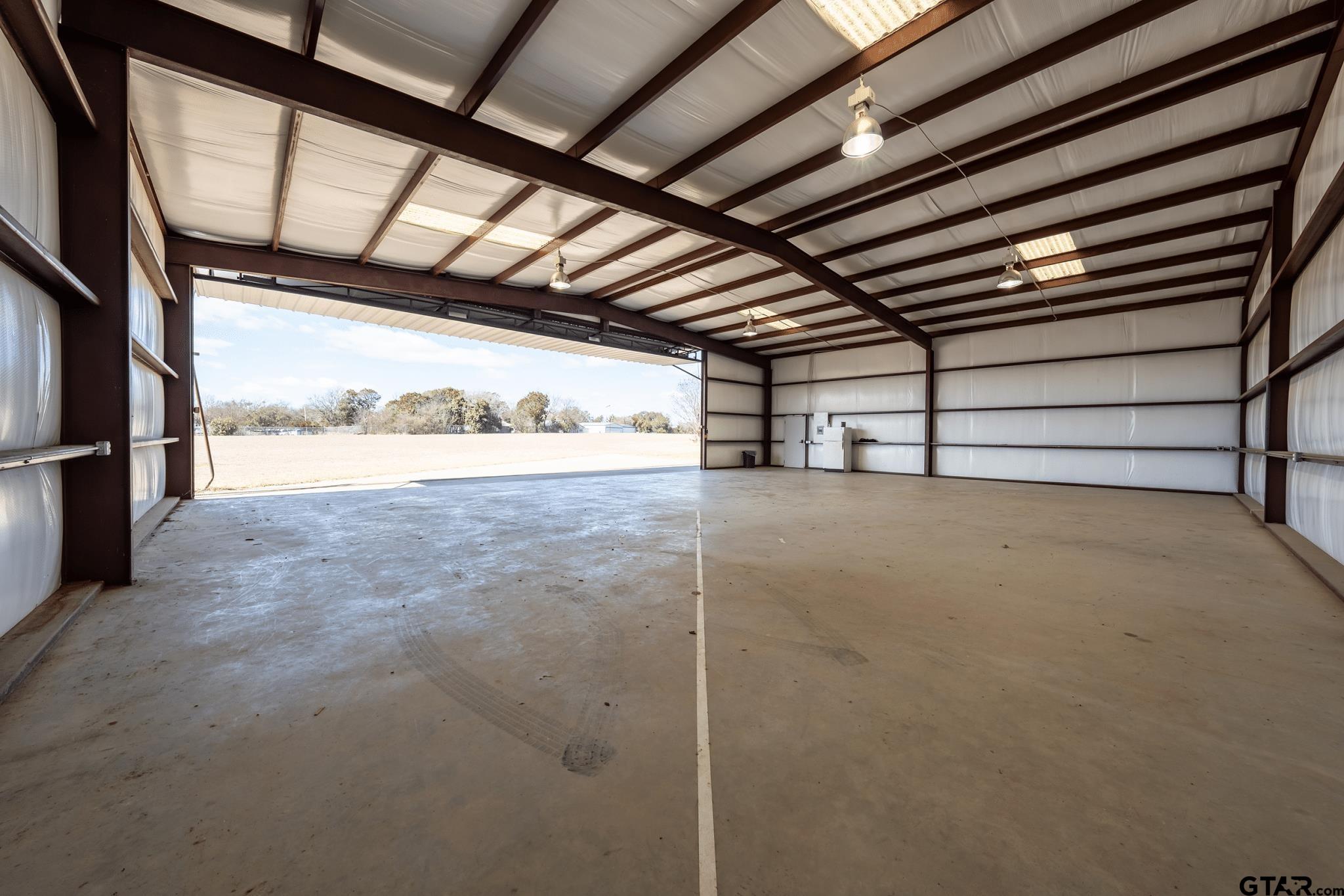470 County Road 1812