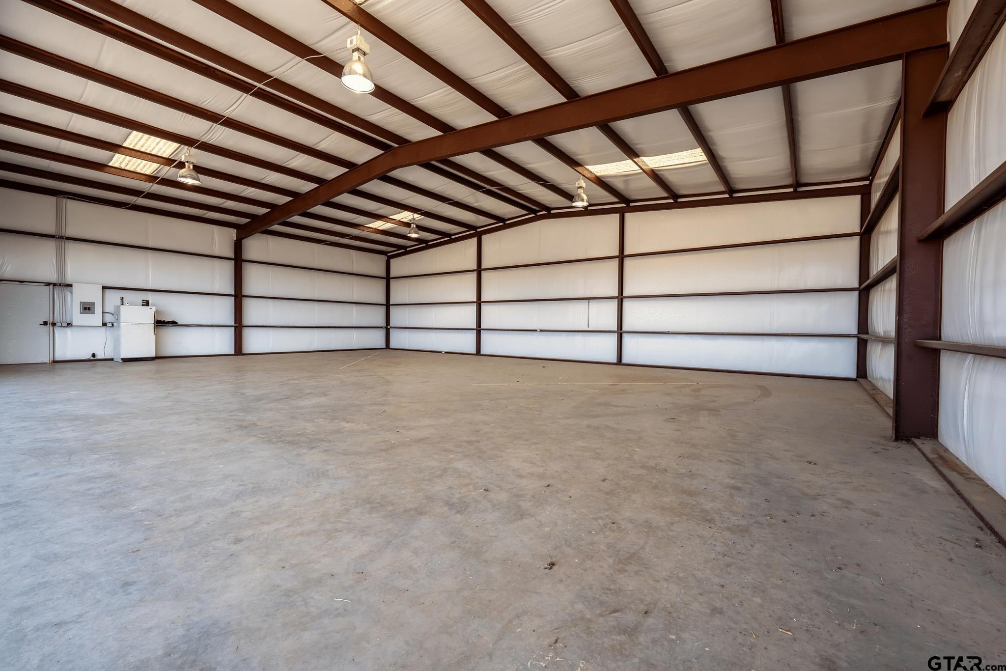 470 County Road 1812