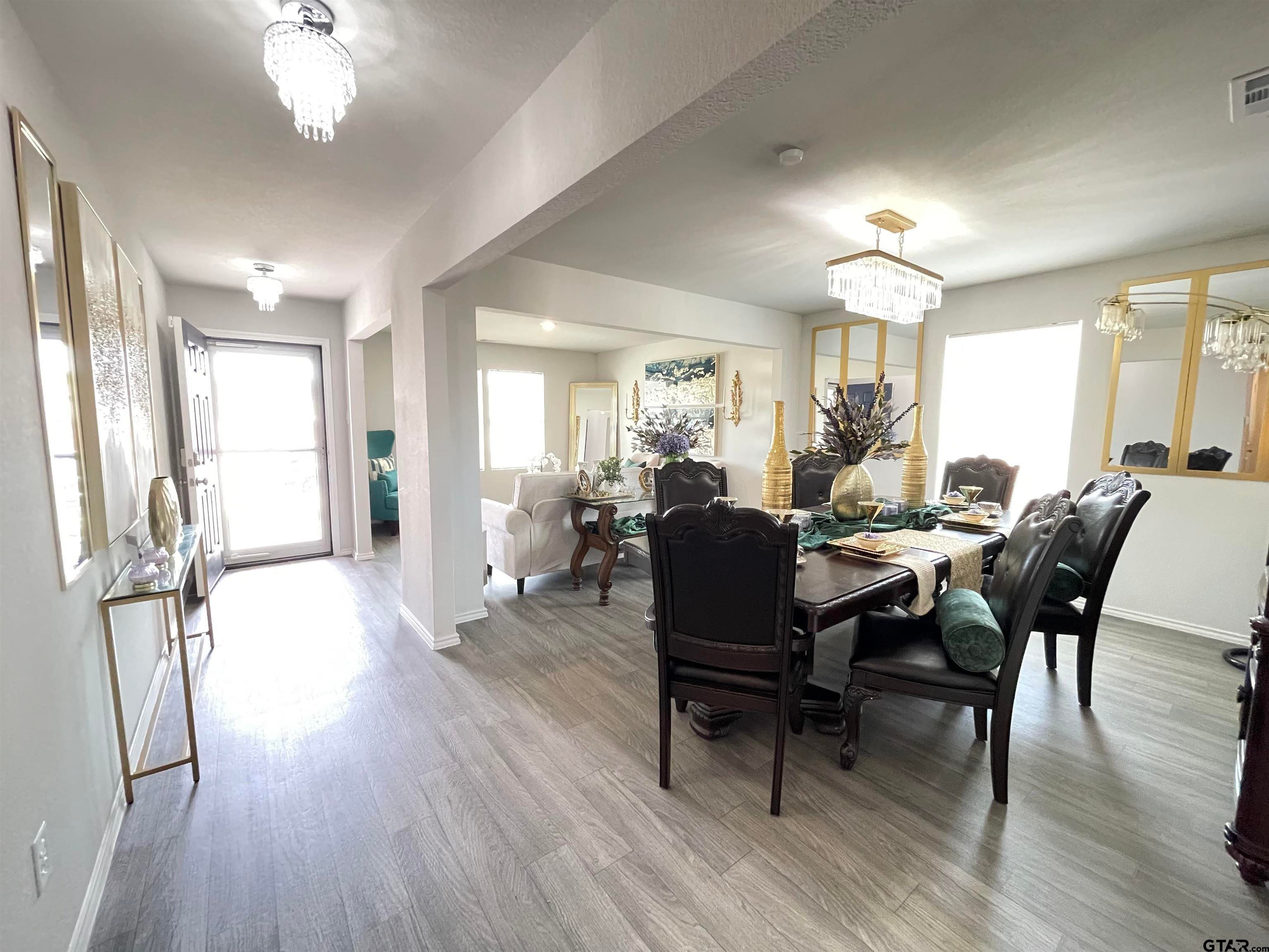 408 Parker Oaks Dr.