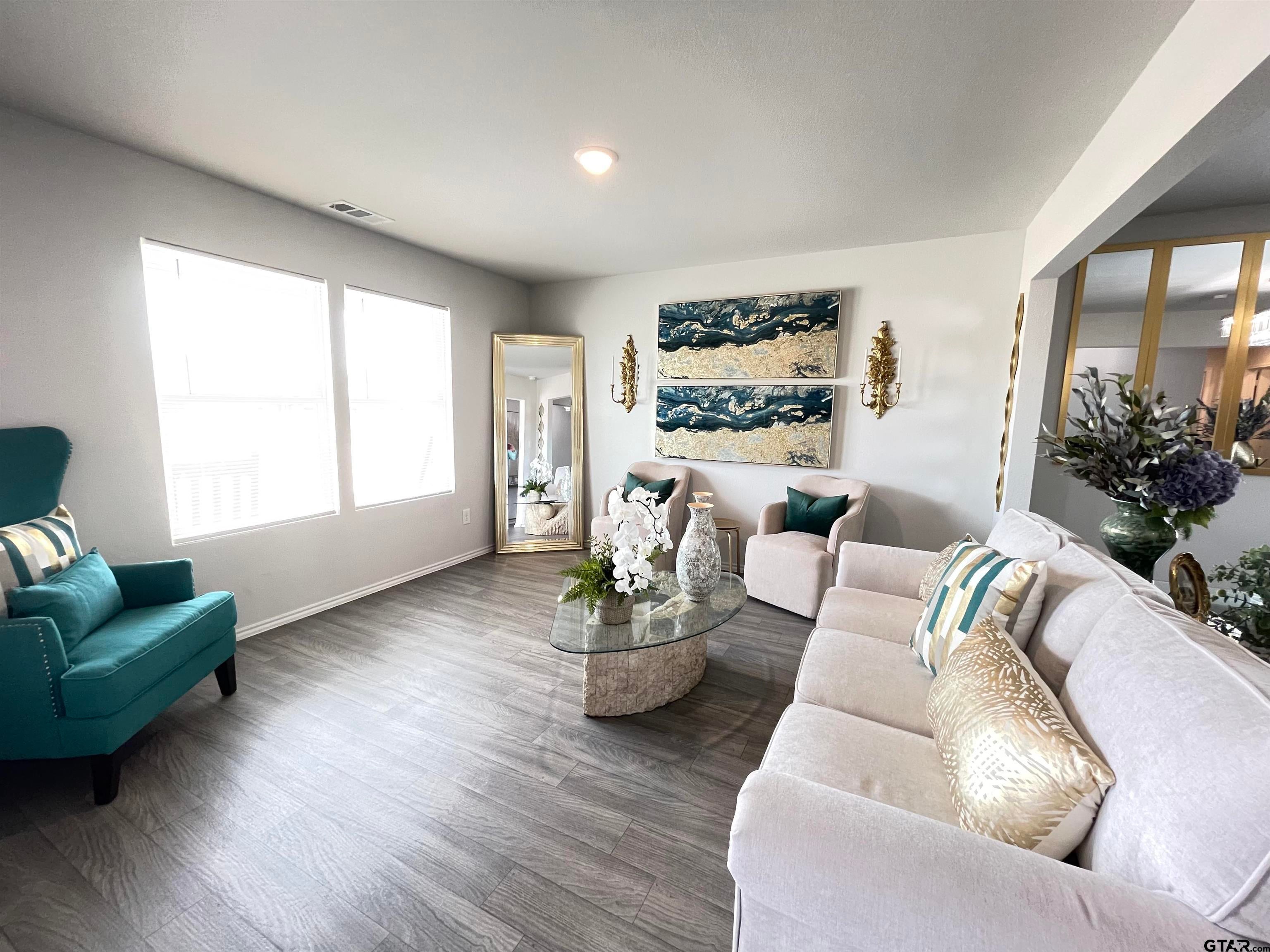 408 Parker Oaks Dr.