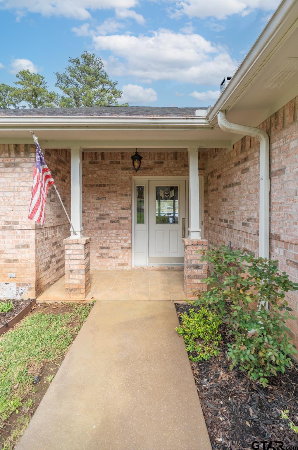 16142 Treasure Cove