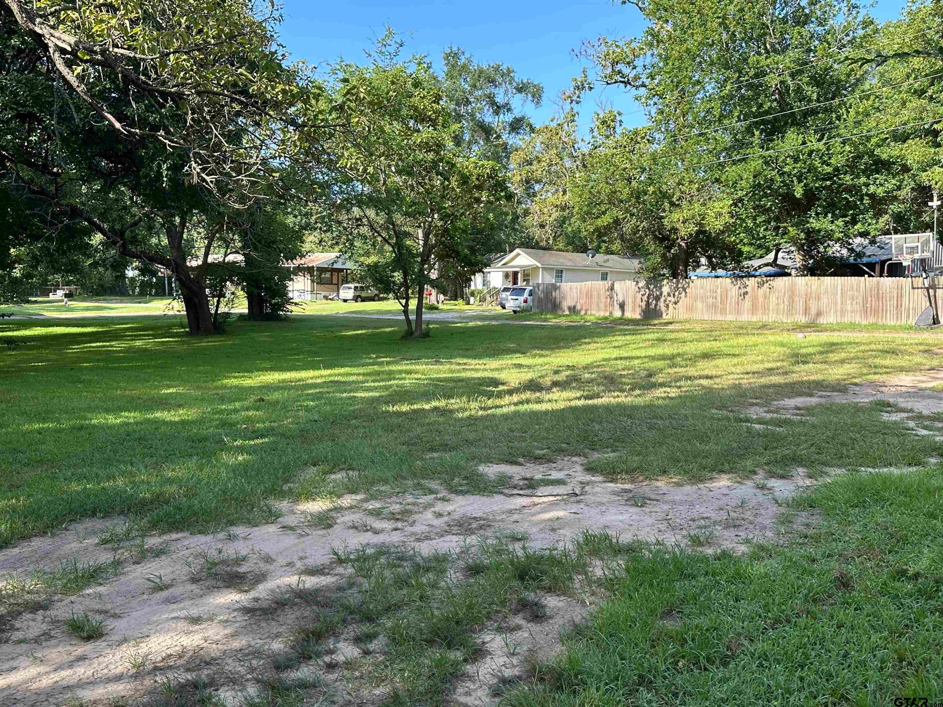 1002 Humbleway
