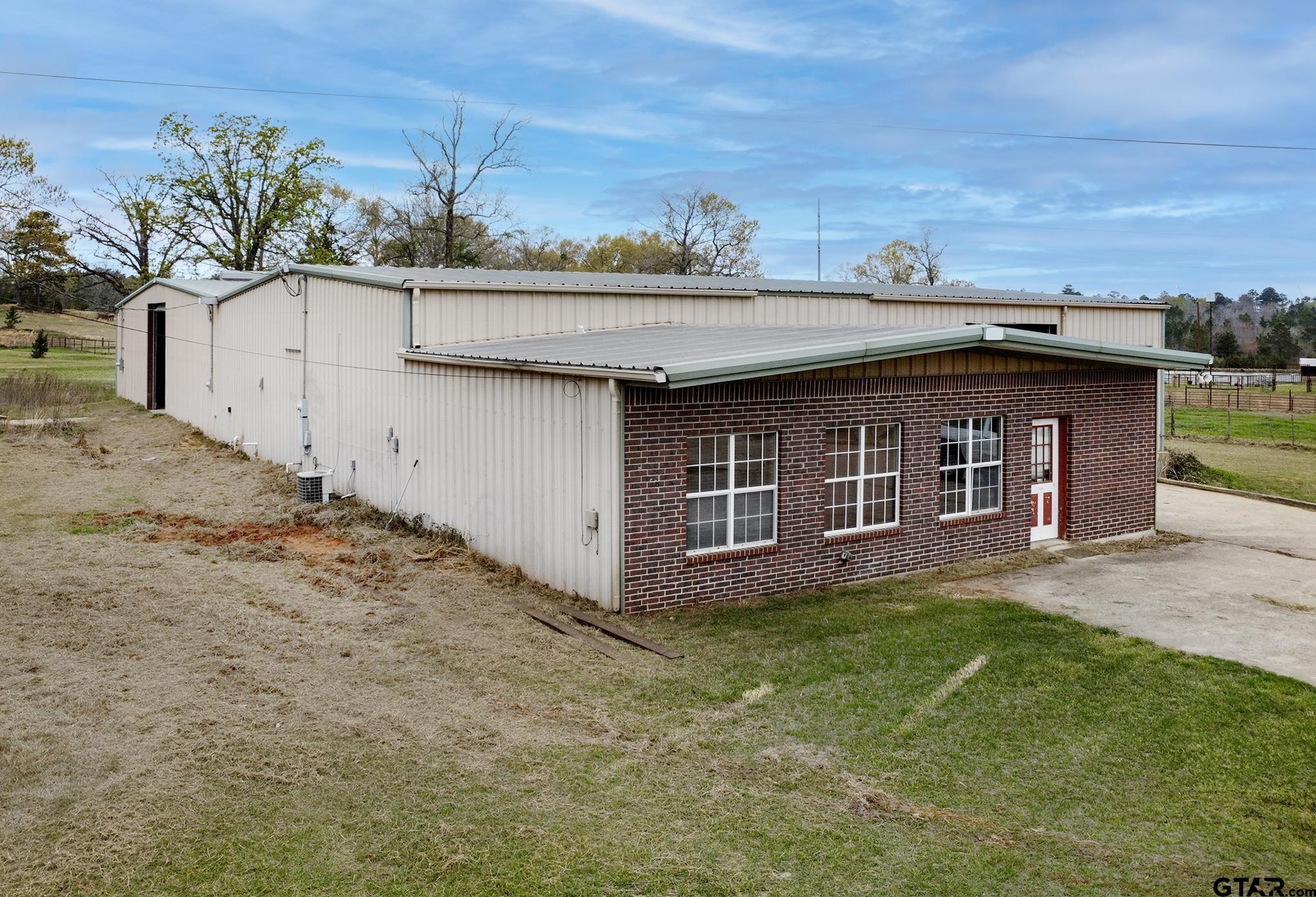 10991 ST HWY 135 N