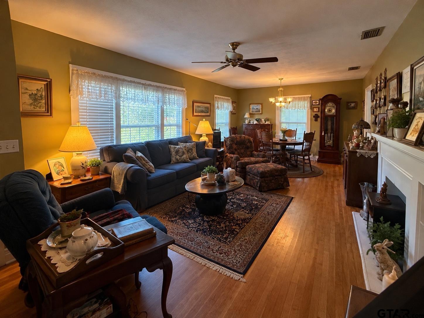 501 Live Oak