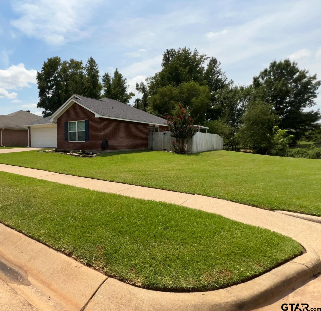 302 Willowbrook Lane
