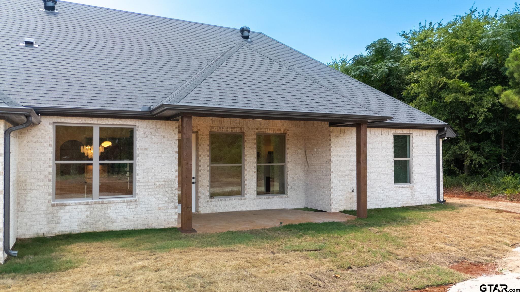 17049 Island Lake Dr.