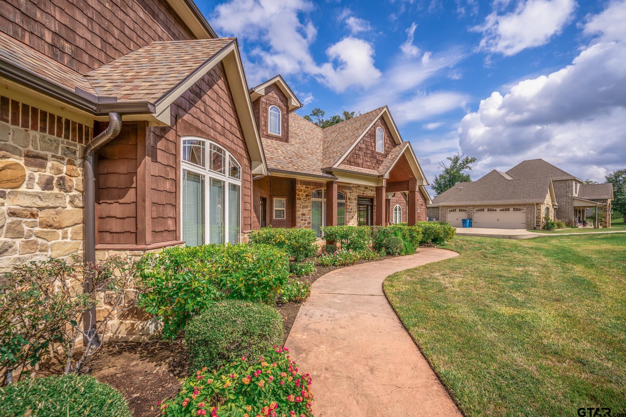 119 Lake Lou Ella Drive