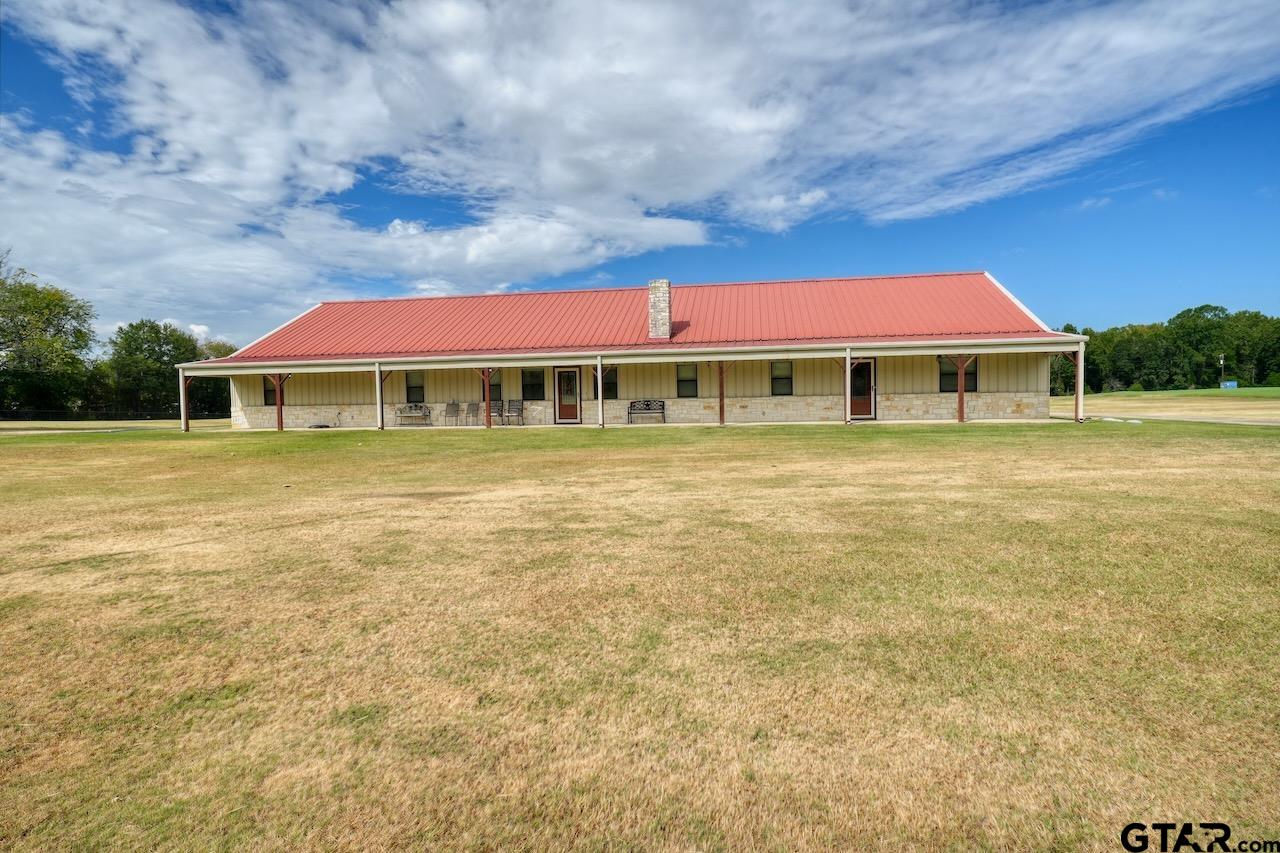 15551 CR 4101 (multiple homes)