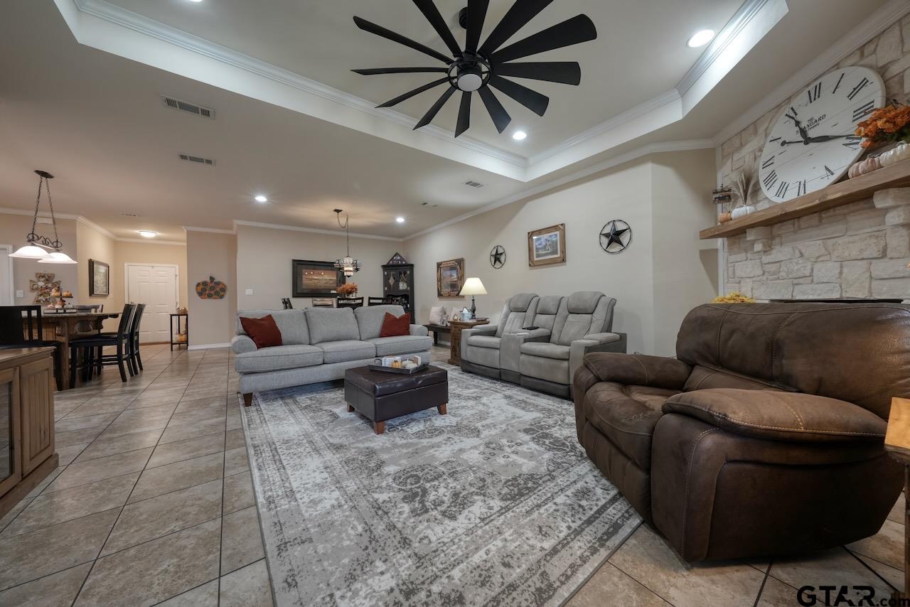 15551 CR 4101 (multiple homes)