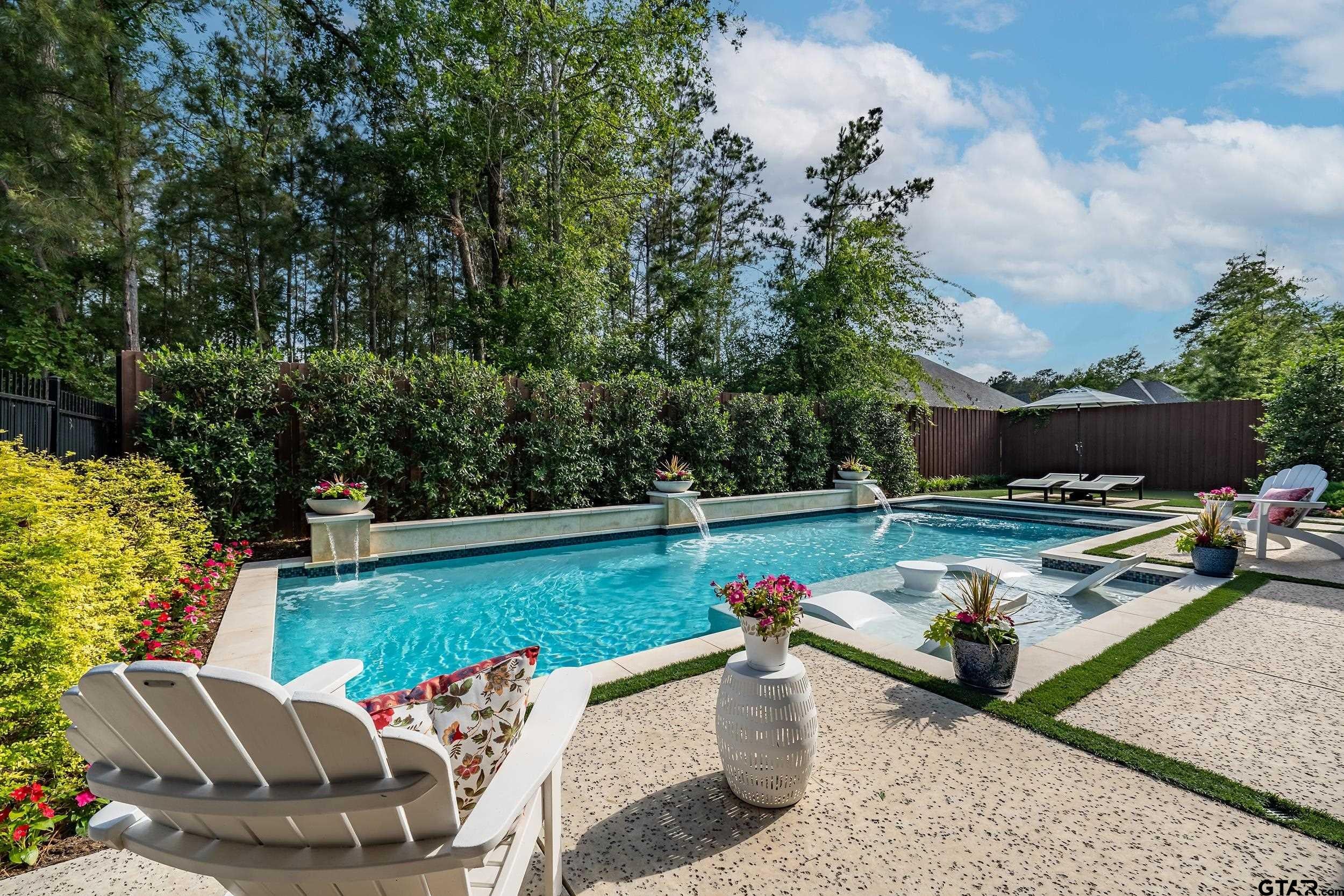3004 Forest Trail