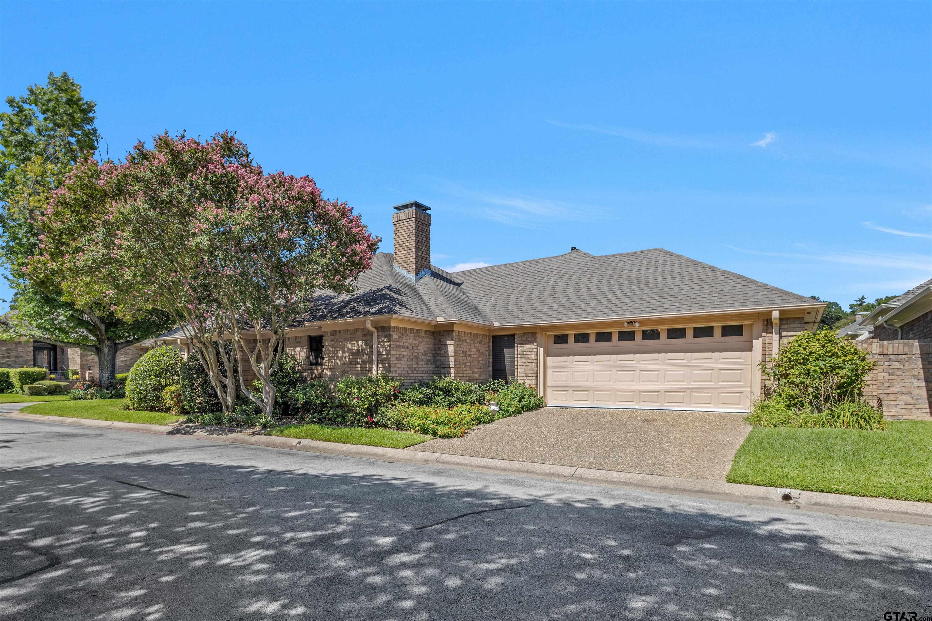 501 Hyde Park