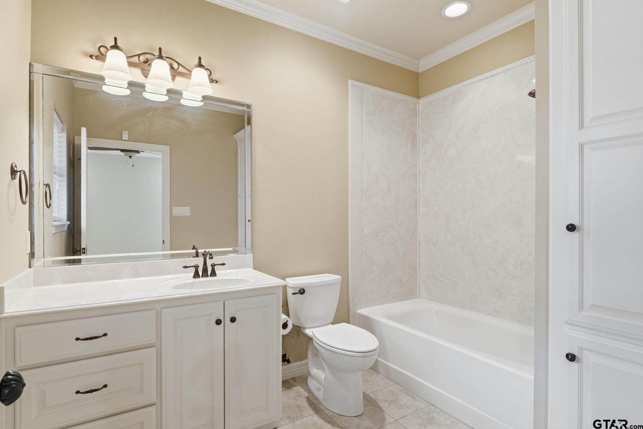 3814 Brighton Creek Cir, Tyler, TX, 75707, USA, 4 Bedrooms Bedrooms, ,6 BathroomsBathrooms,Residential,Active,3814 Brighton Creek Cir,26003206