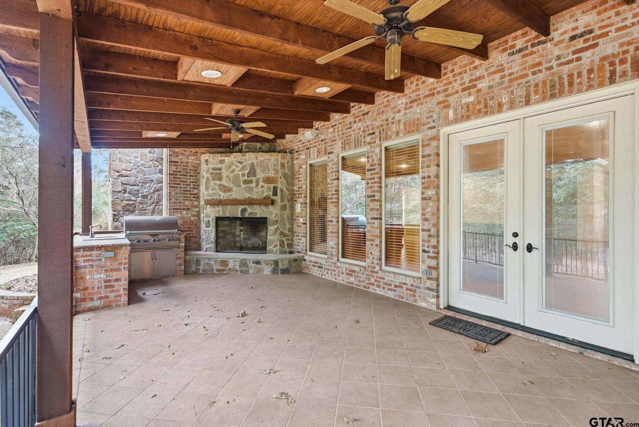 3814 Brighton Creek Cir, Tyler, TX, 75707, USA, 4 Bedrooms Bedrooms, ,6 BathroomsBathrooms,Residential,Active,3814 Brighton Creek Cir,26003206