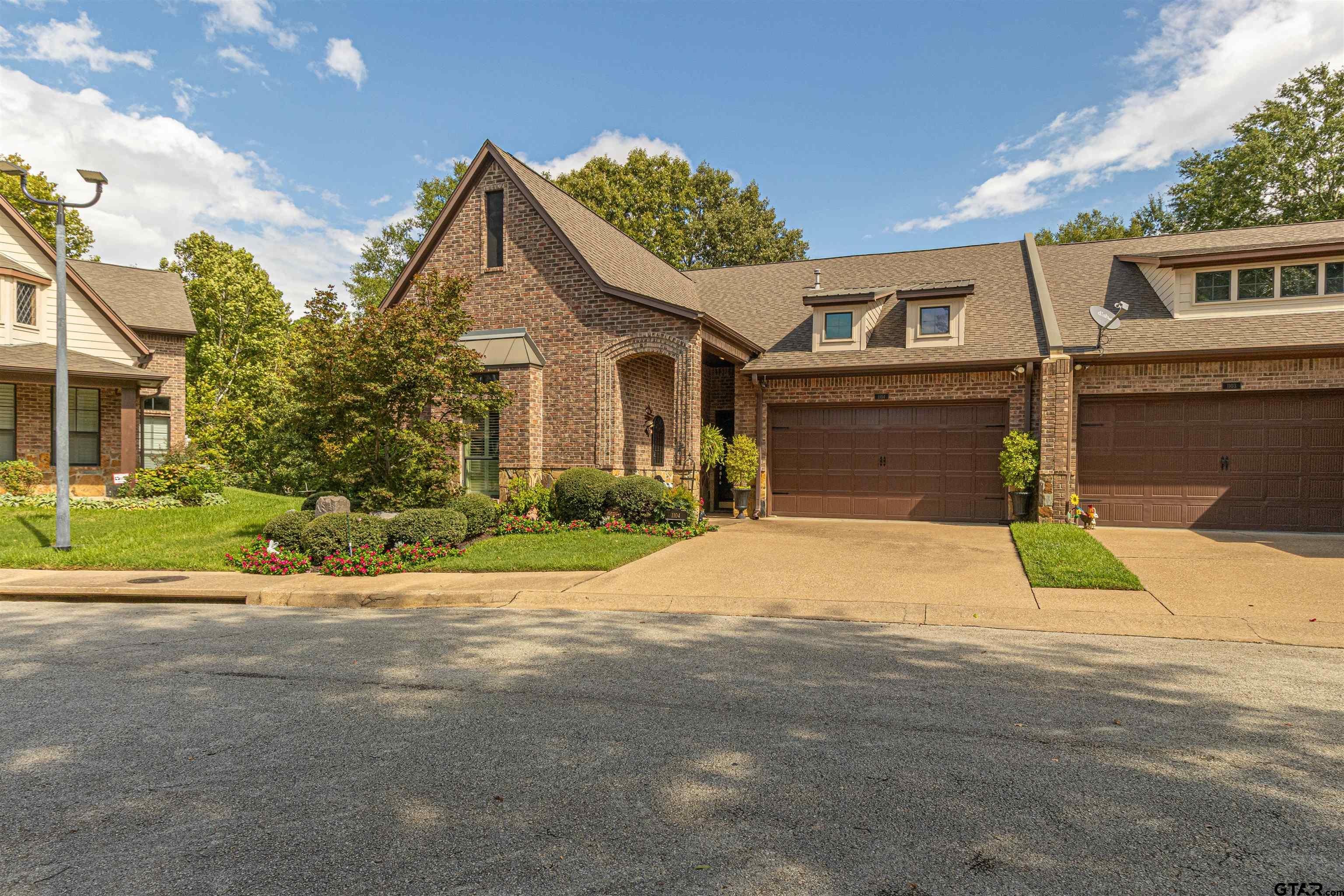 1857 Stonecrest Blvd  1104
