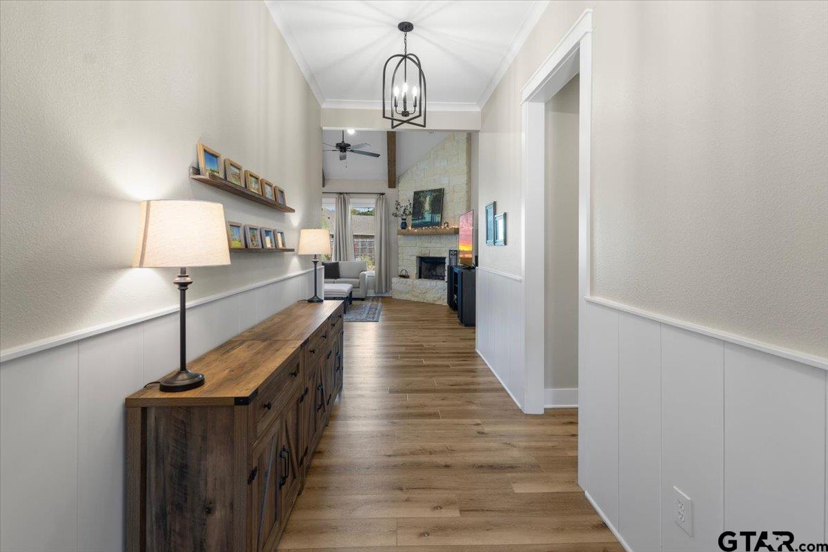 105 San Mateo Ln