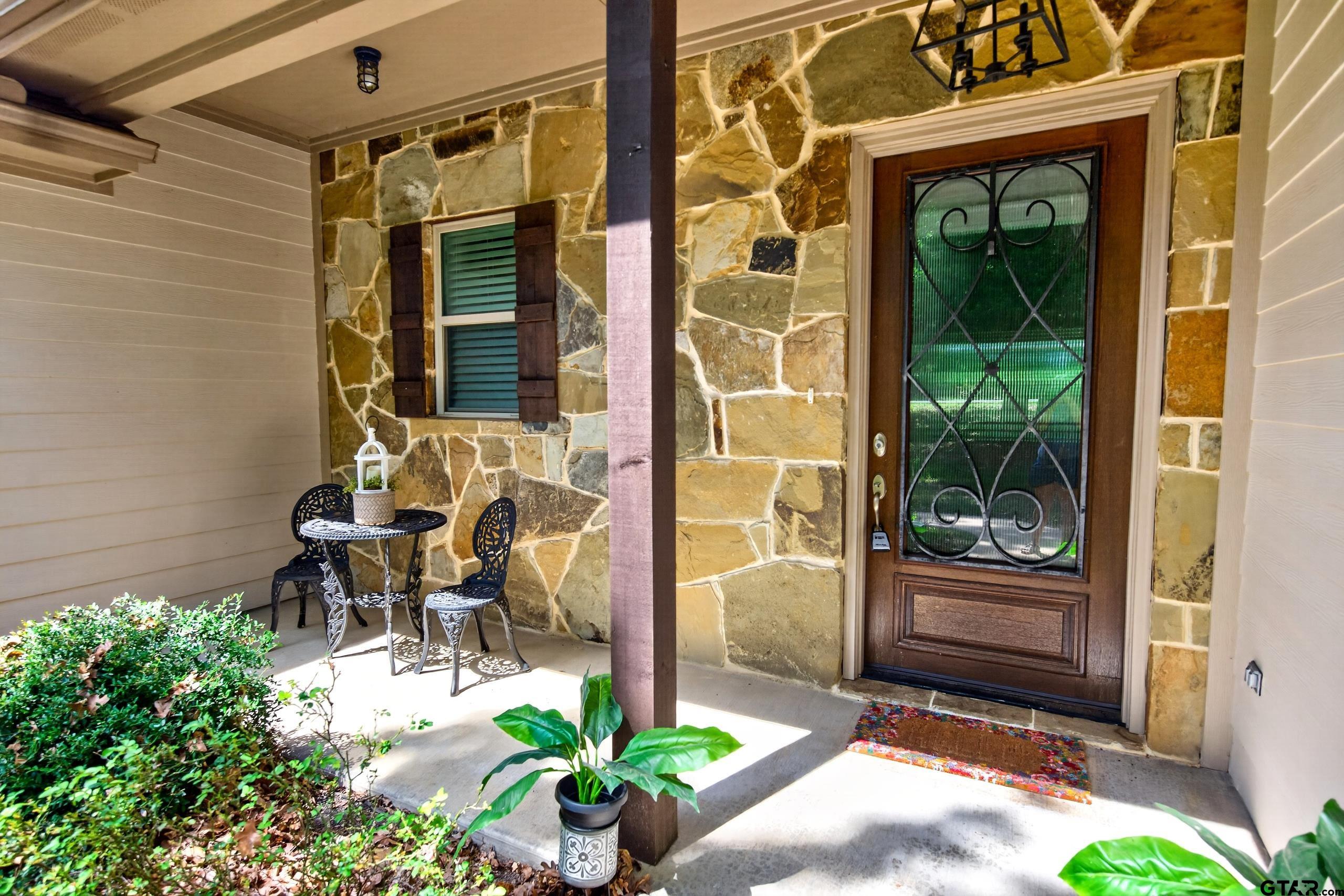 9236 Safari Bluff