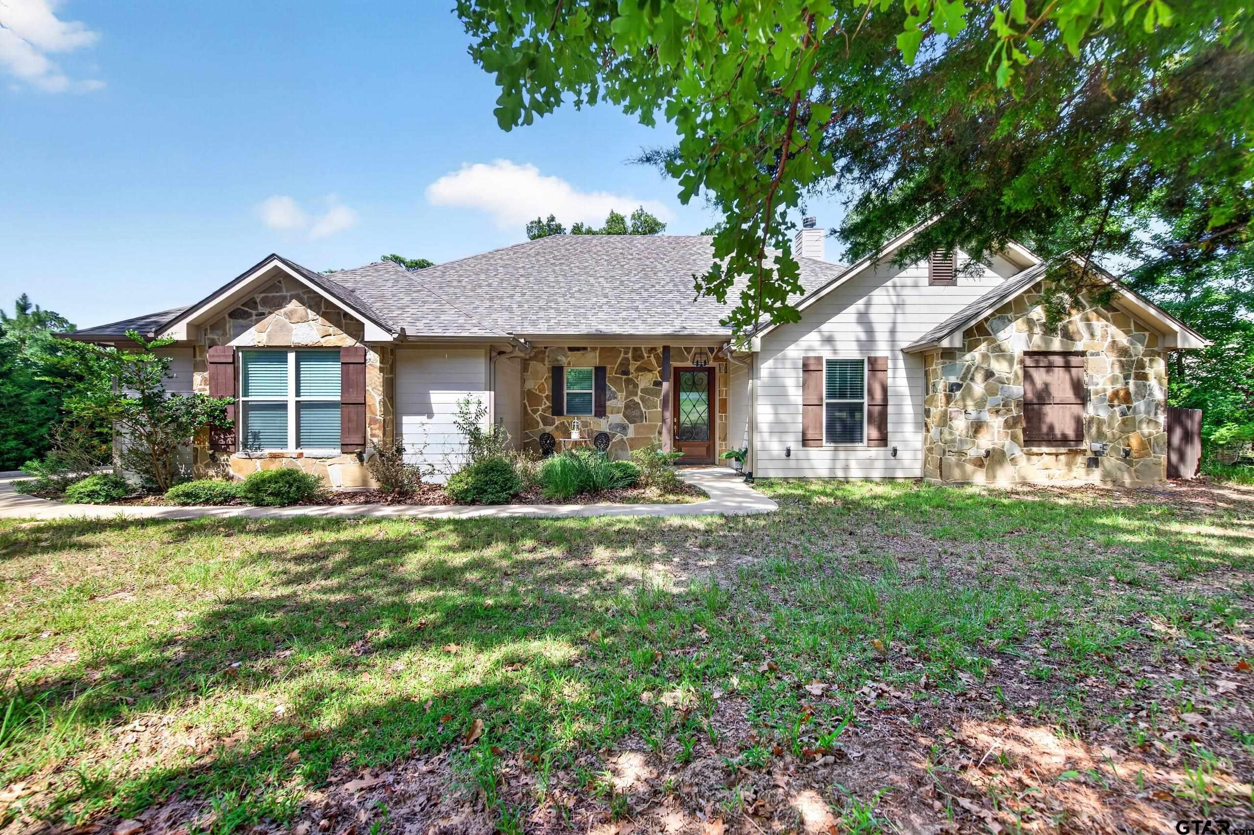 9236 Safari Bluff