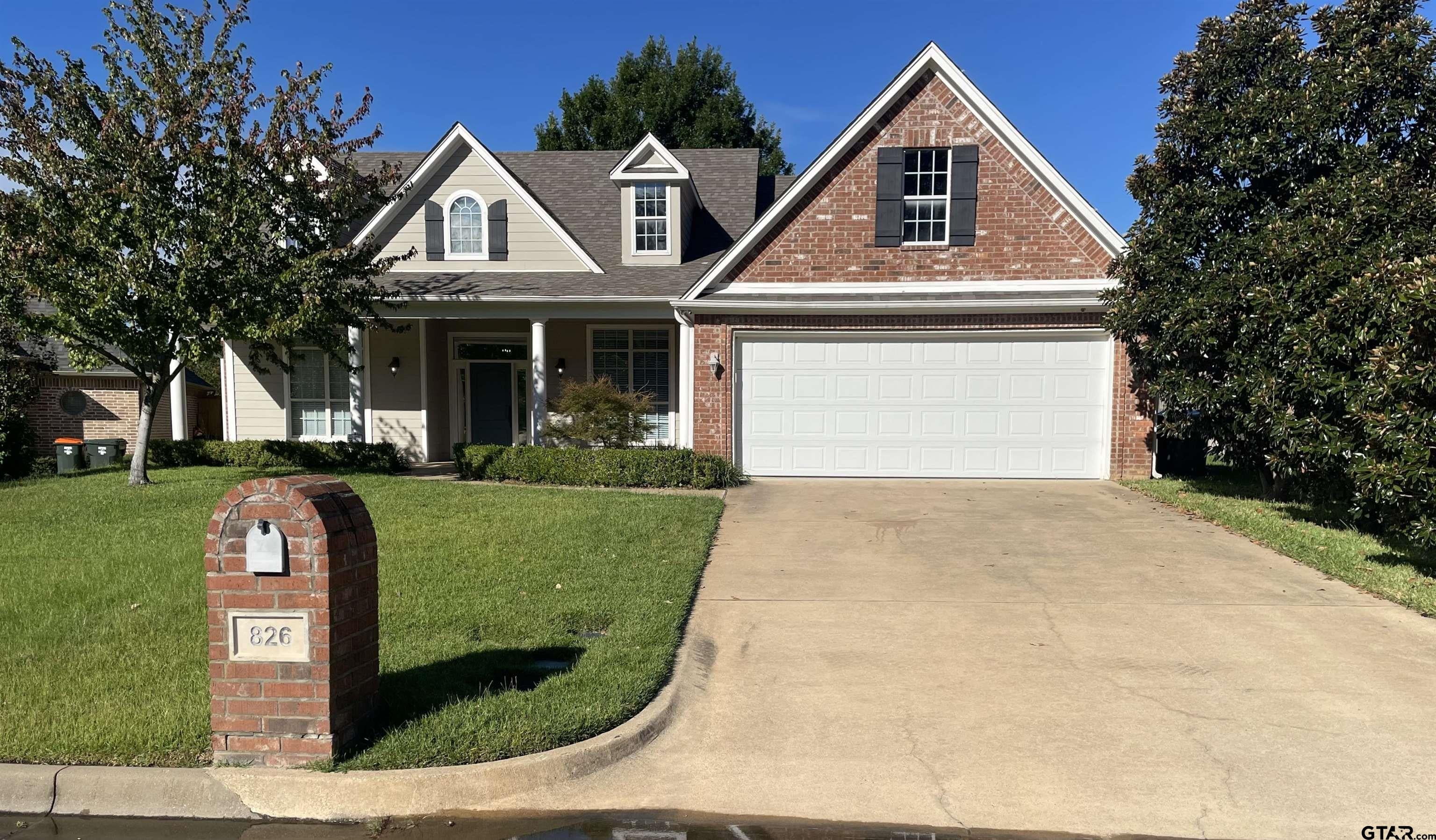 826 Carriage Drive