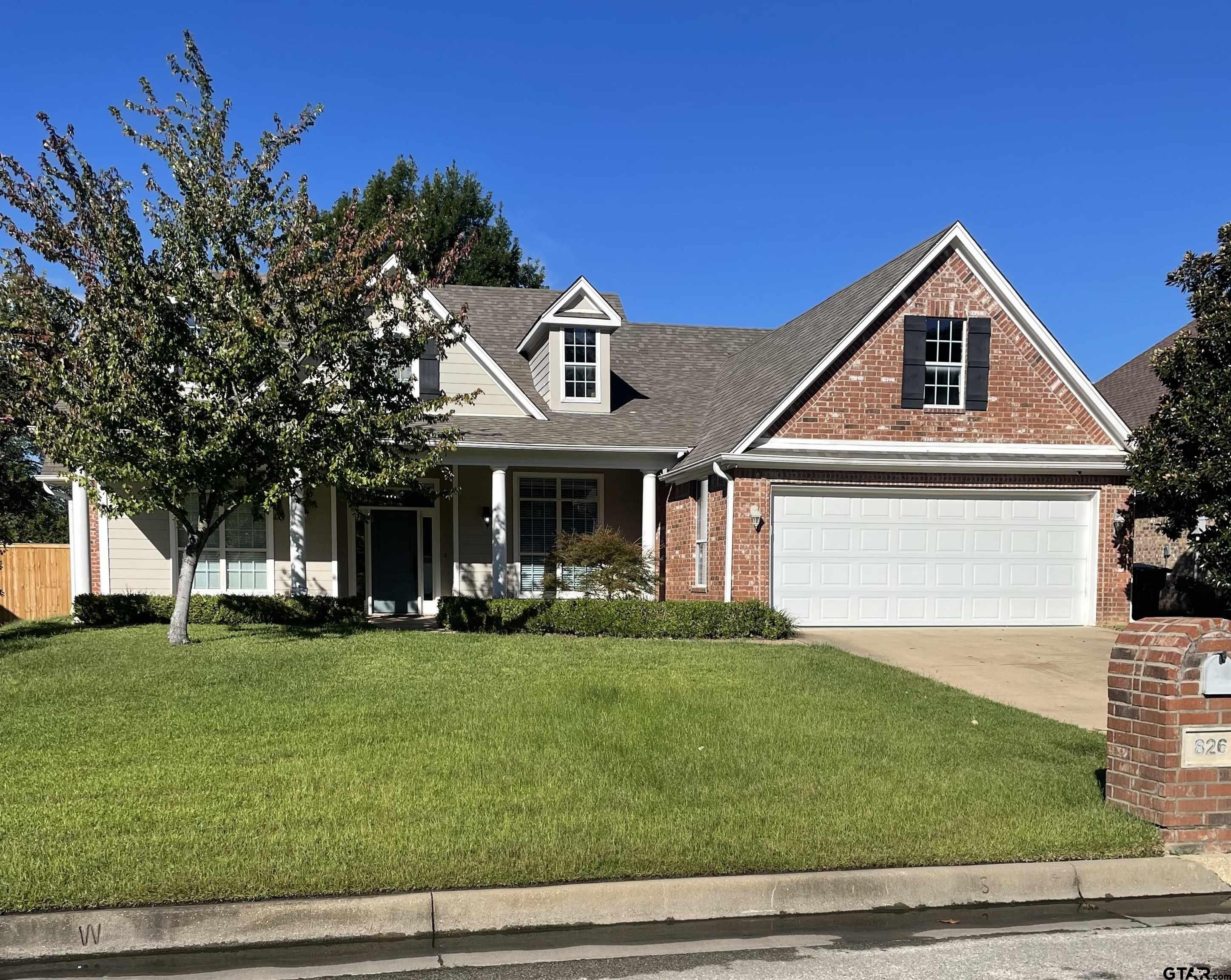 826 Carriage Drive
