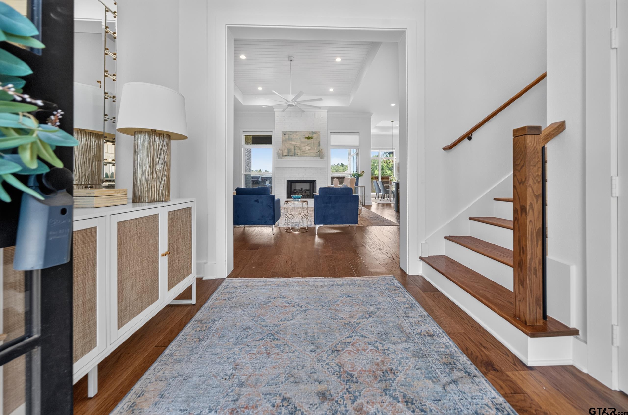 1572 Maple Circle