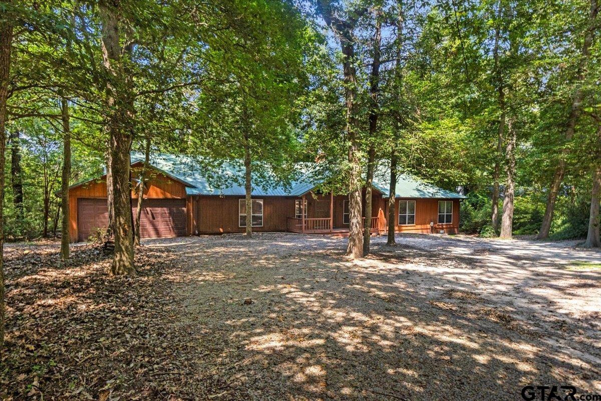 2040 VALLEYWOOD