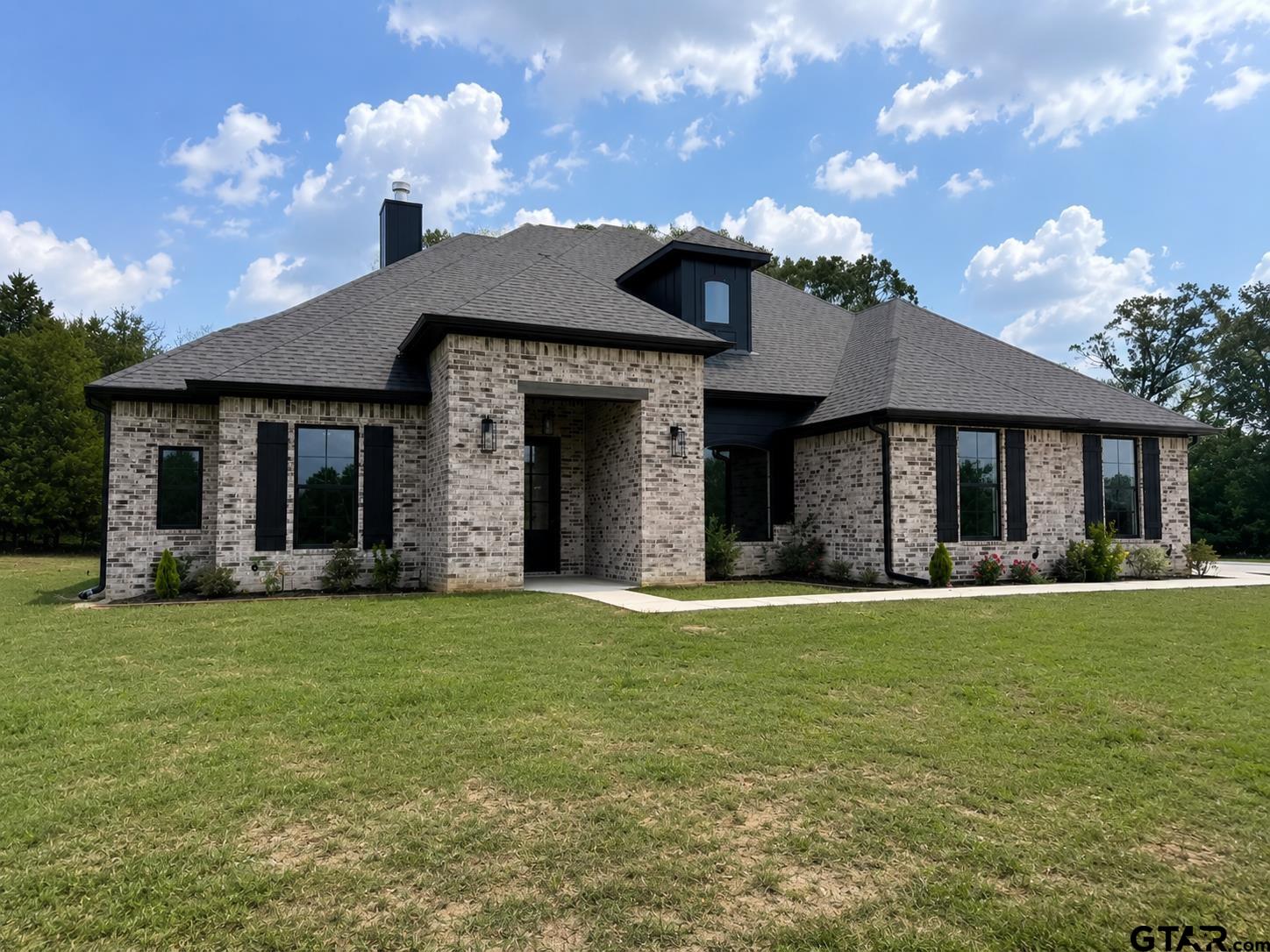 13836 Cedar Hill