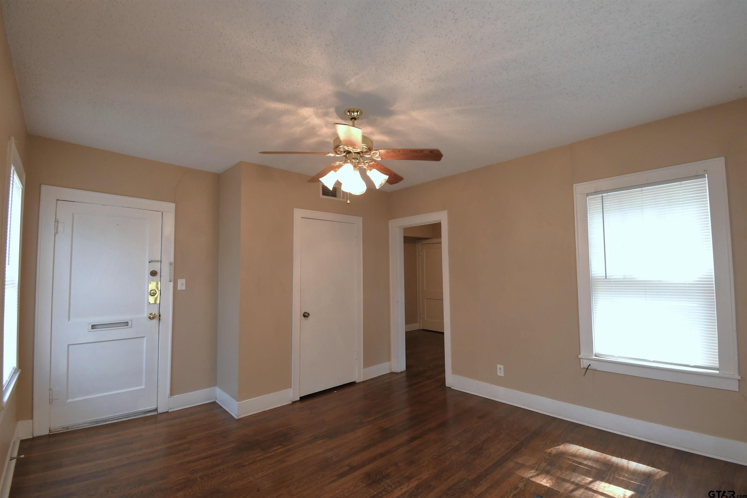 502 S Fannin #101