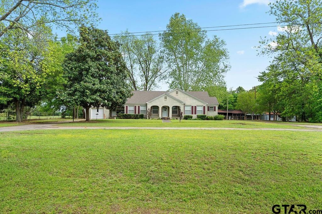 2565 Hwy 49