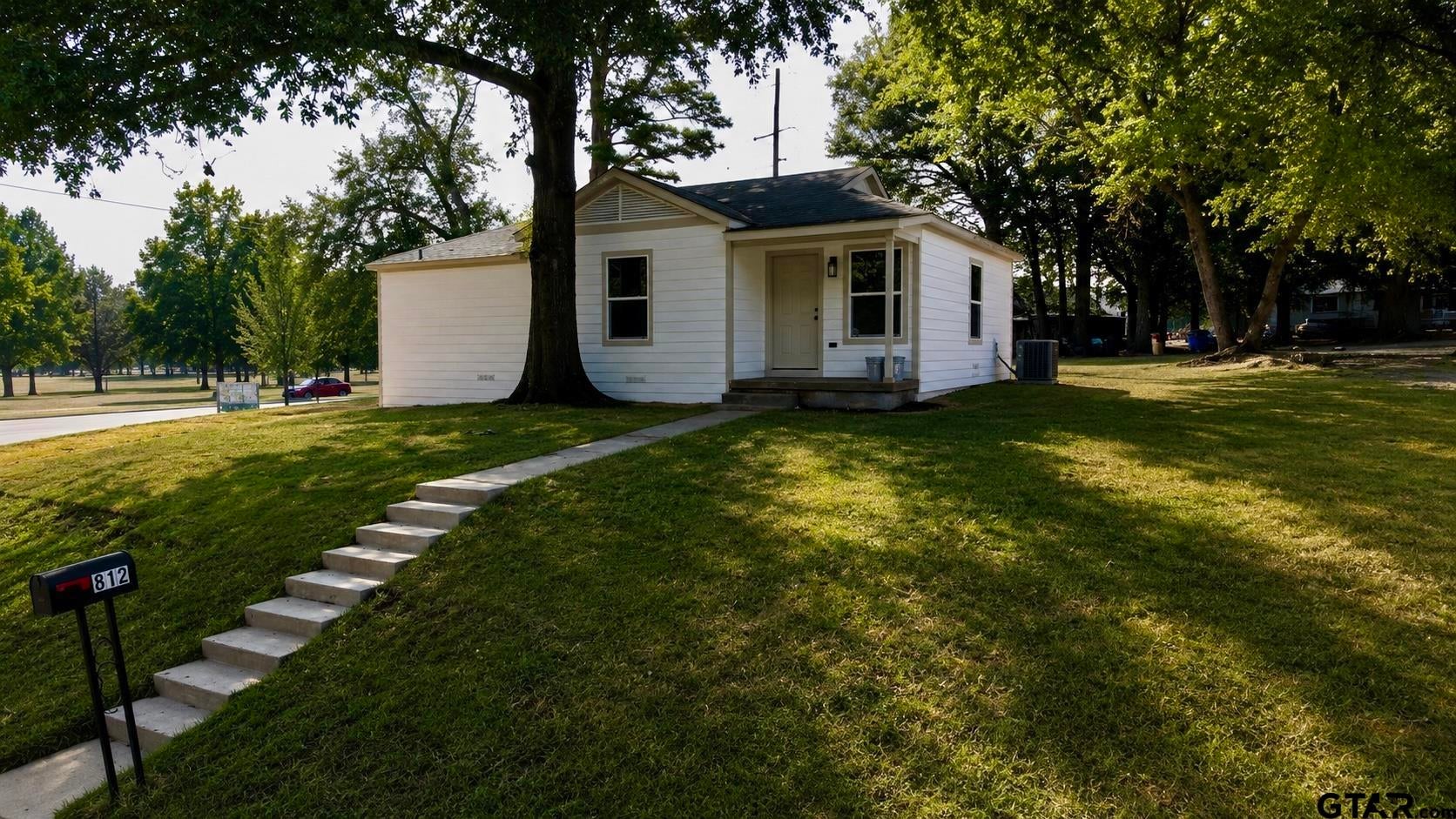 812 Sandlin ave