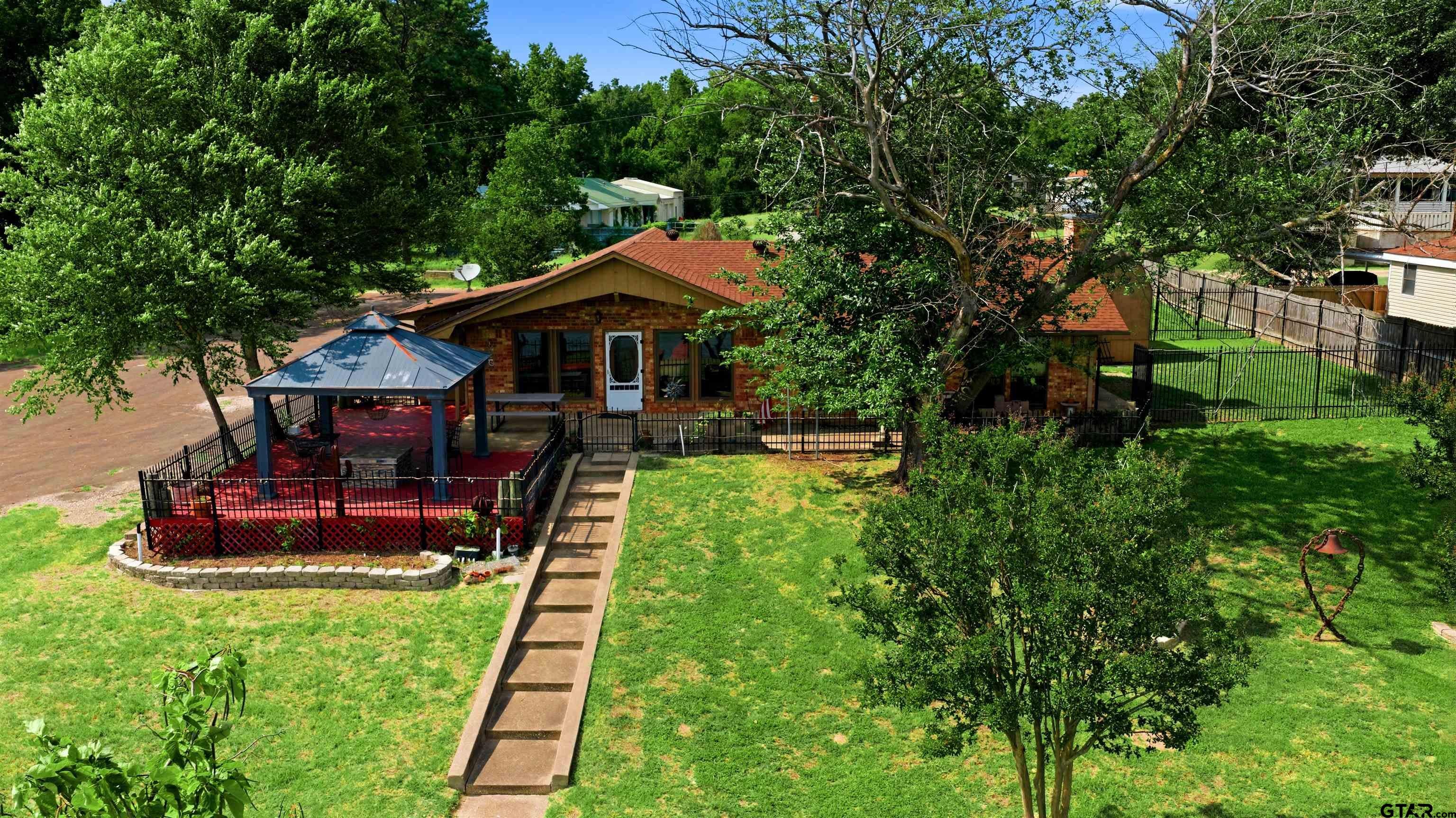 21282 Southwind Drive