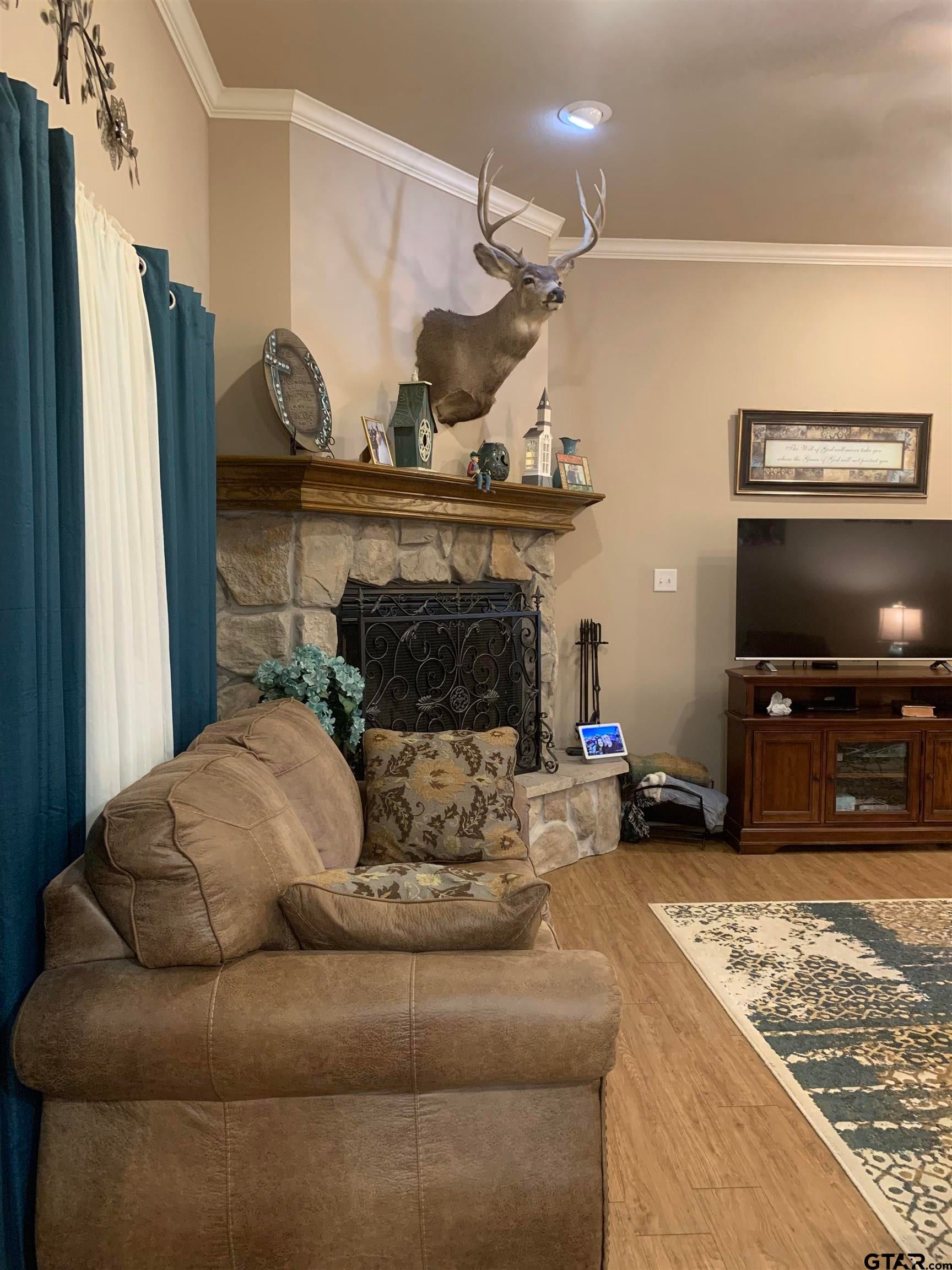 150 Pine Needle Glen